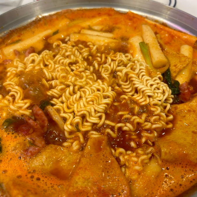 <사이드쇼 롯데월드몰점> 파스타가 지겨울 때 매콤달콤 즉석떡볶이 잠실 롯데몰 맛집 추천