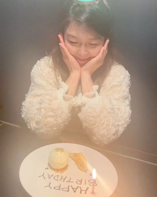 #20231229 #42번째생일 #윤나이40 #우블랑 #한우오마카세 #동탄우블랑 #벅차게행복해 #철들지말고 #오래보자꾸나
.
친구 덕에 비싼 것도 먹어보고 곰아워~
덕분에 행복한 생일이었어!
오래 추억 쌓으면 살아보자😆😆
40년만 더 철들지 말고 놀아보자꾸나 ㅋㅋ
사.. 사.... 사이좋게 지내자 🤣🤣
.
.
.
#행복한생일 #오래오래함께하자 #기억할게 #꽃길만걷자