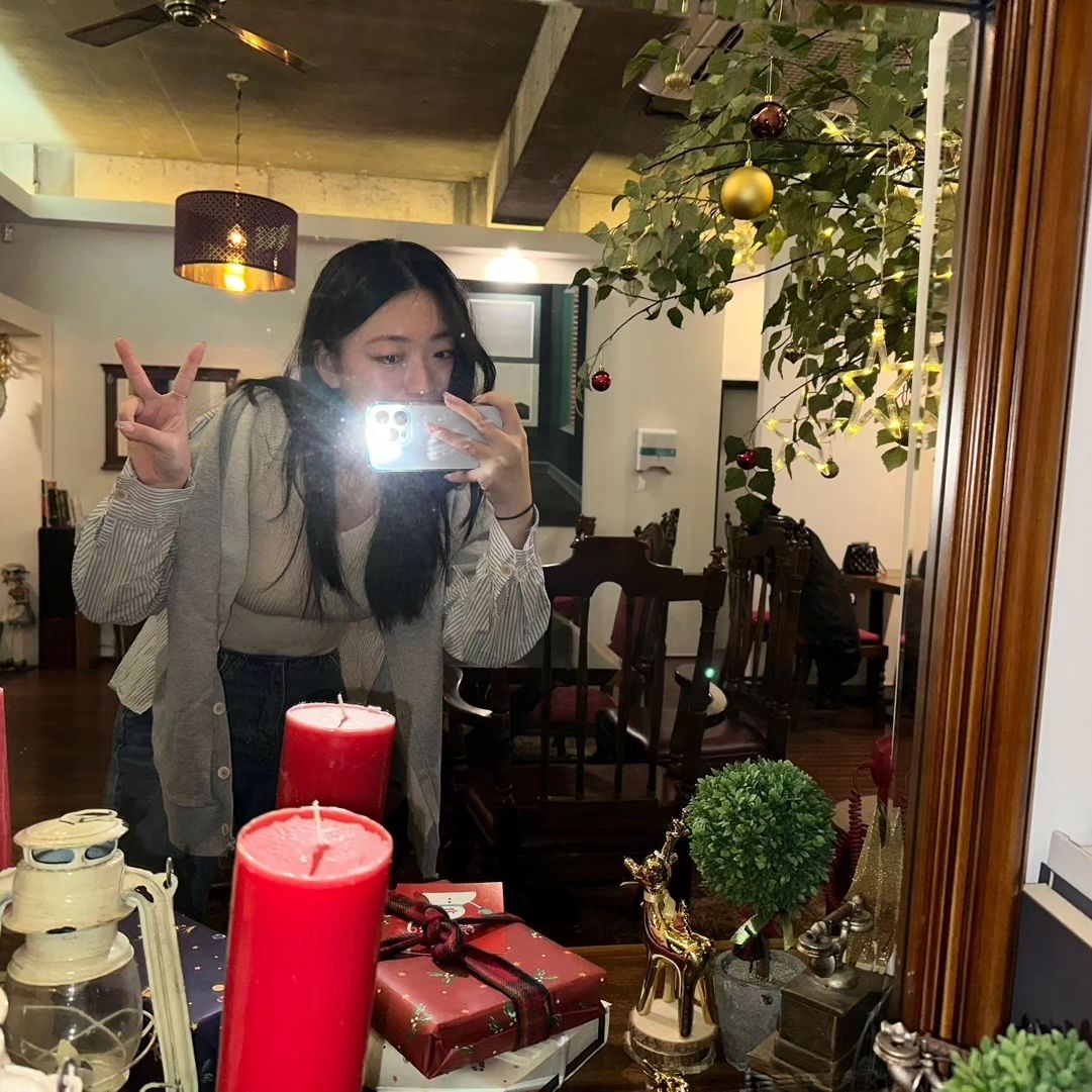 내 크리스마스...
내 주말 다시 돌려줘...!

#화요병 #출근길 #집에가고싶다 #크리스마스 #상수카페