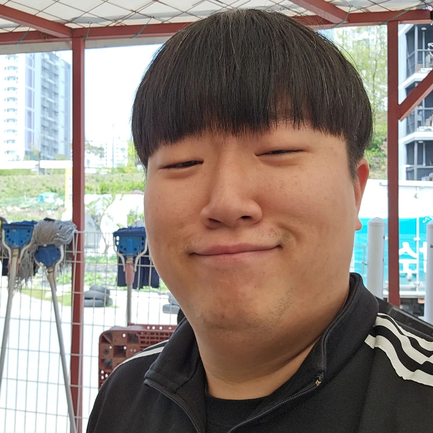힘들어도 웃는 사람(?)