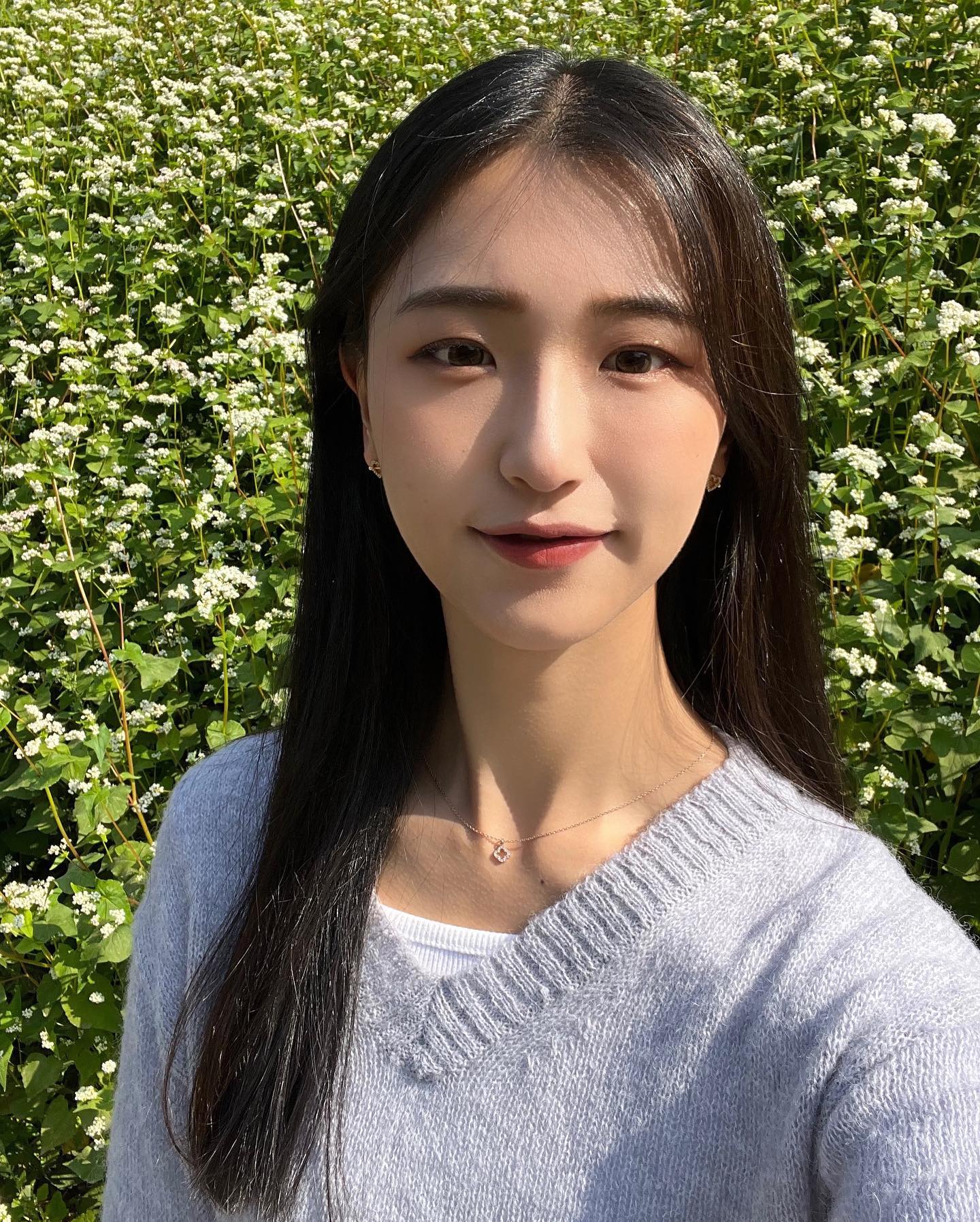 얼굴 공격 ( ˃̶͈̀ロ˂̶͈́)੭ꠥ⁾⁾