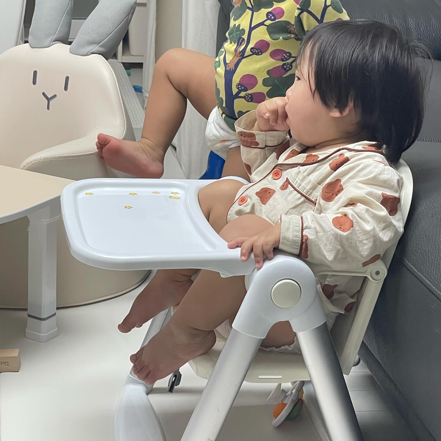 다리왜케짧오,,,,,,,,

#공동육아
