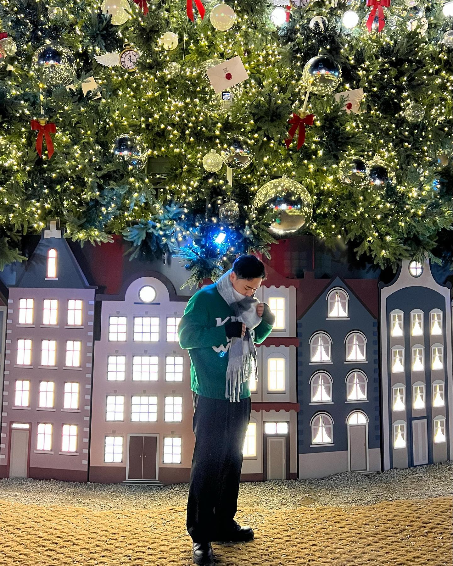 🎄사진찍다가 현타온 사람...