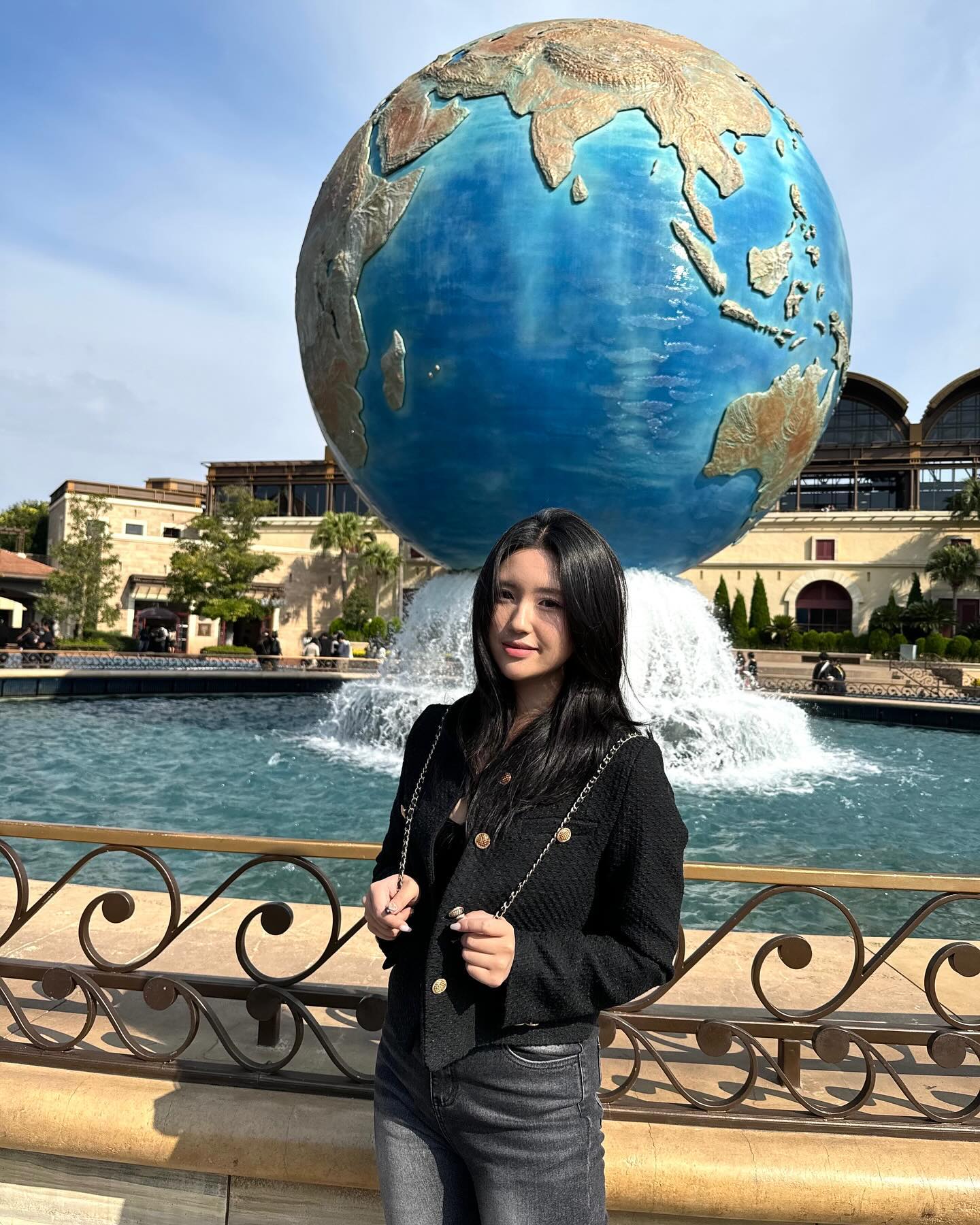 🌏