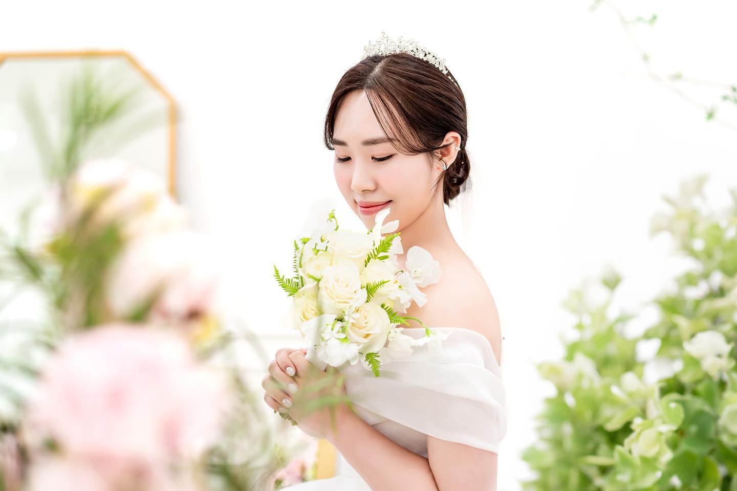 🌿👰🏻‍♀️🌿

#국방컨벤션 #국방컨벤션본식 #본식스냅 #유어문스냅