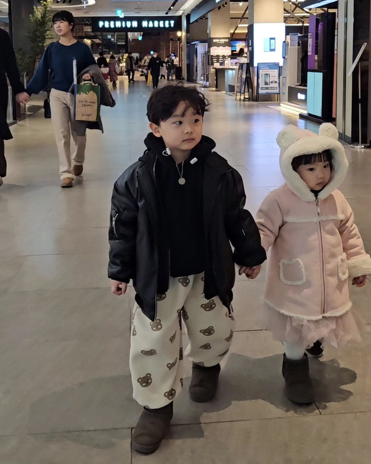아흐 진짜 너무 끔찍한데 귀여운애들 후.....