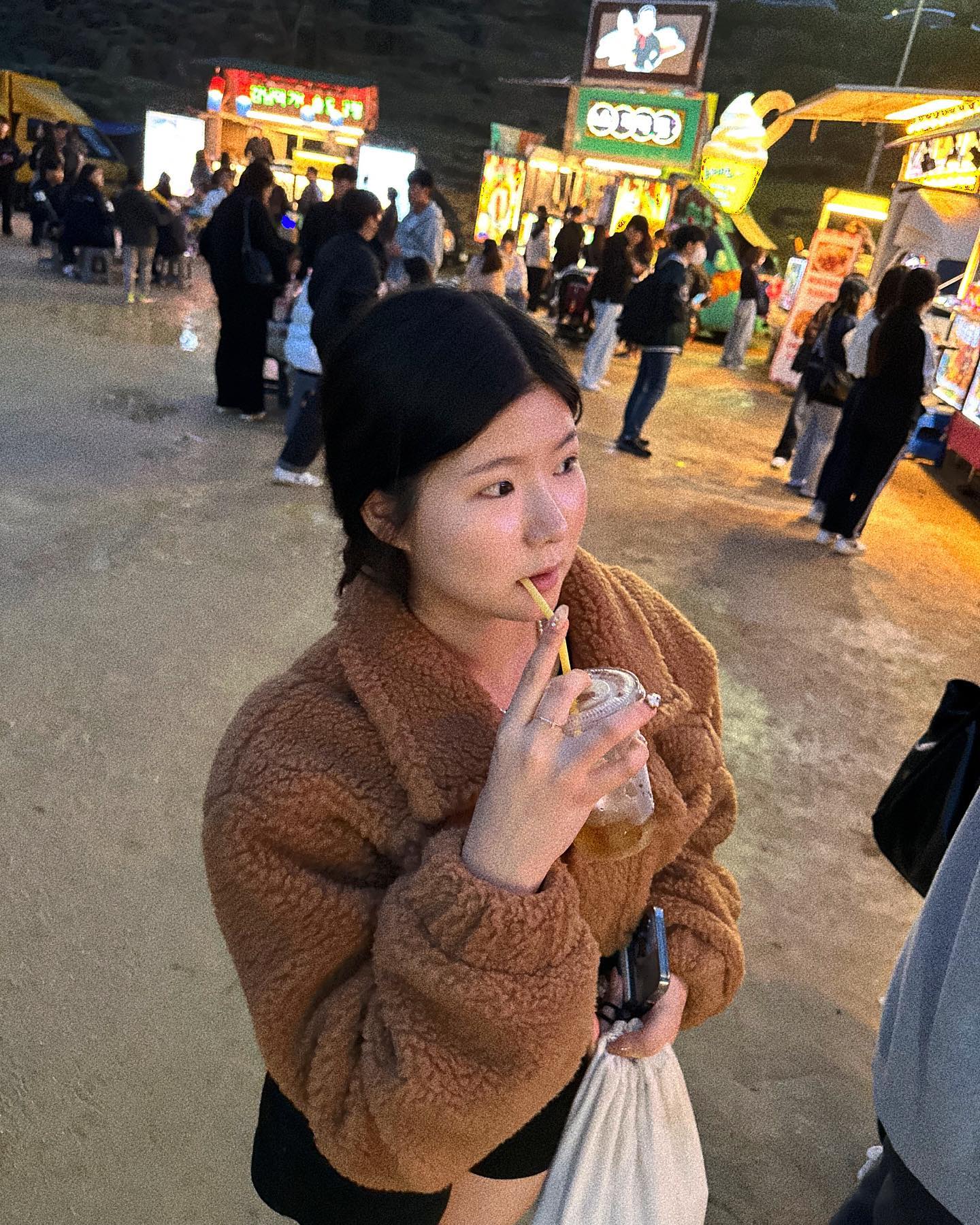 오빠 나 저거 사줘