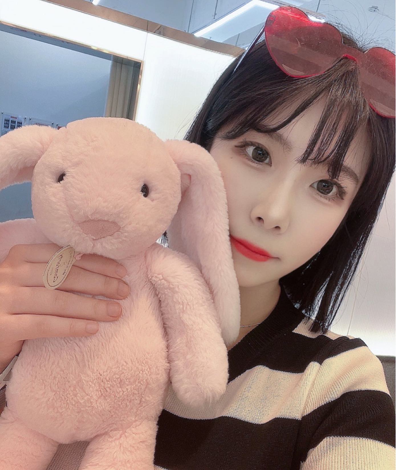누가토끼게ㅋ ◥◣‸◢◤