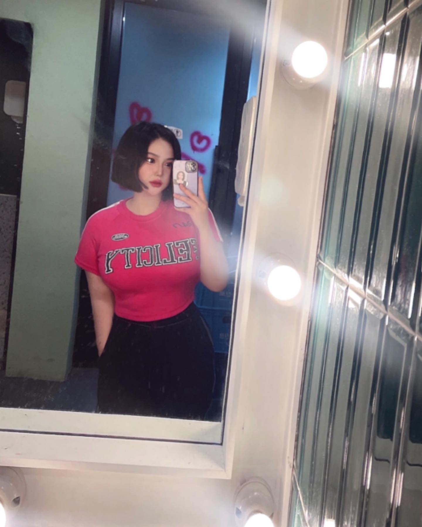 🎀핑키곤듀 혠🎀(걱정마 다들 나도 아직 솔로니까 진정해.)