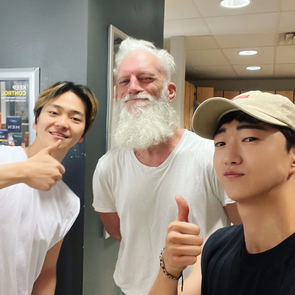 Fashaion Santa is coming soon!!! 

#fashionsantacares #santa #chrismas #merrychristmas #산타클로스