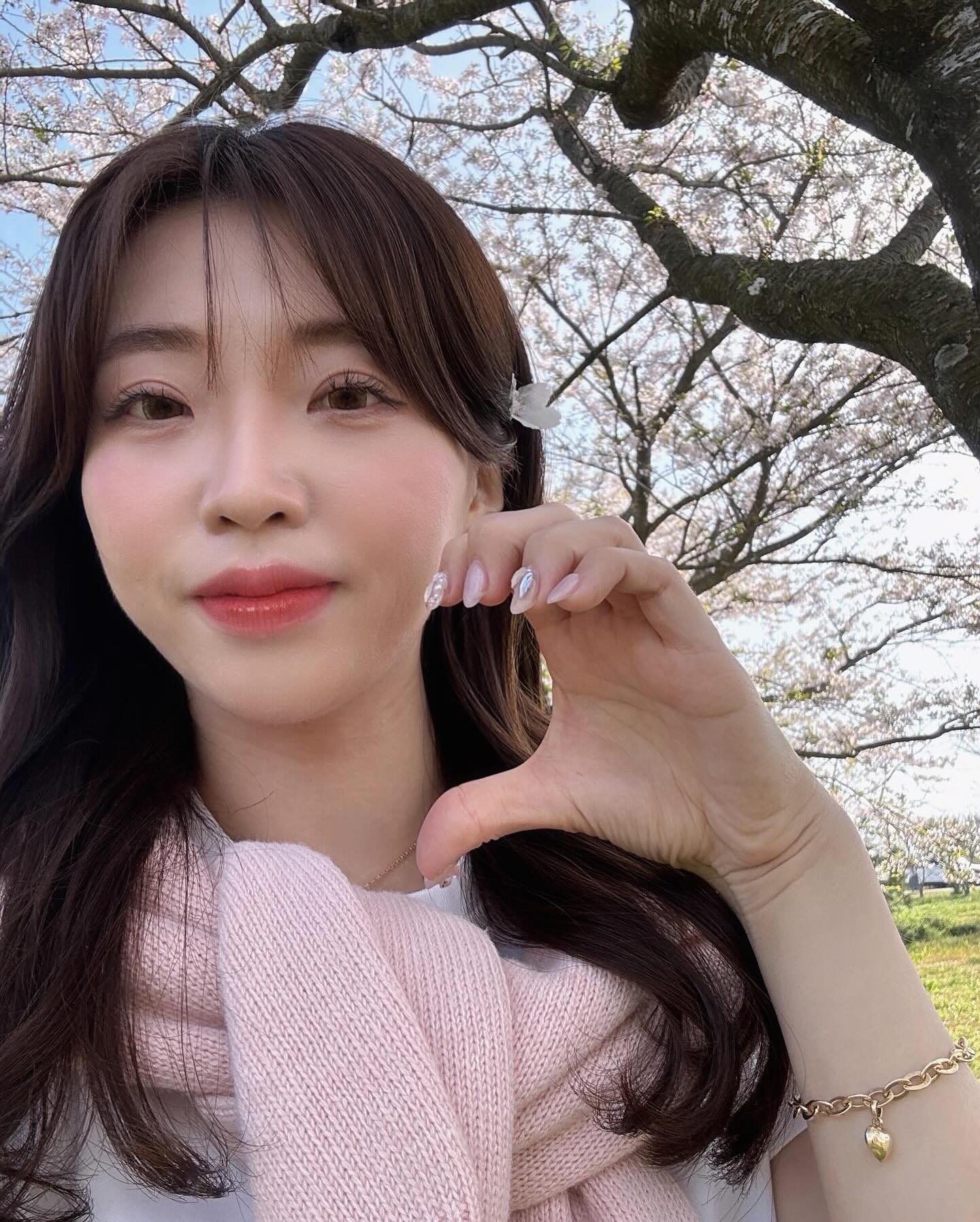 벚꽃엔딩 •• 🌸🌱👼🏻🤍