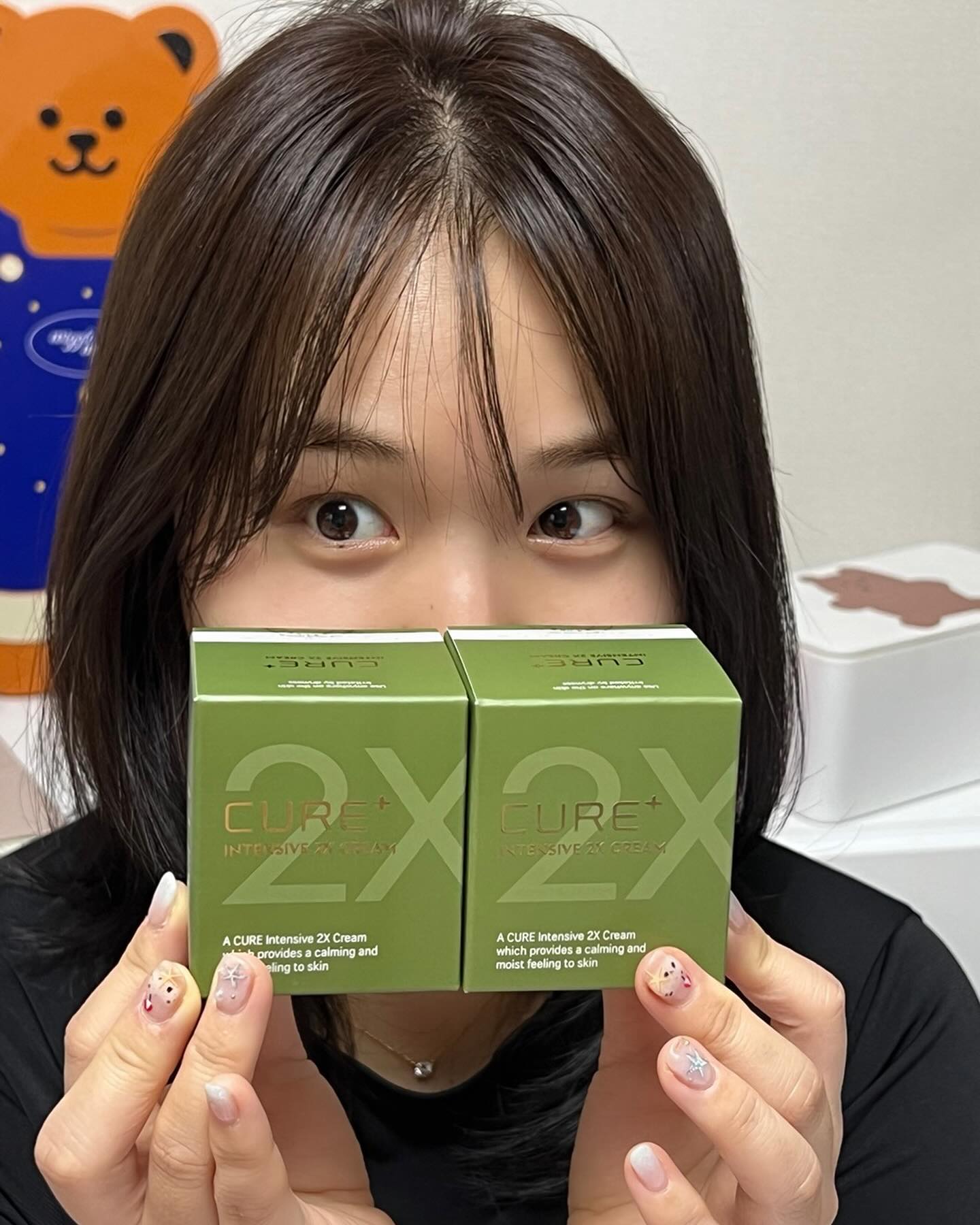 곧 있을 네이버 추석 선물대첩에서 꼭
쟁이셔야할 누적판매량 800만병에 빛나는
김정문알로에스테디셀러 큐어 2x크림 💚

4계절 내내 건조한 피부가 고민이었는데,
100시간 수분 홀딩 효과가 있다해서
한동안 사용 해보니깐 정말 깊은 보습감이 
느껴져서 너무 좋았던 것 같아요! 💚

꿀팁으로는 자기전에 바르고 자면
일어났을 때 얼굴에서 광이나요…! ⭐️

김정문알로에는 다른 알로에 스킨케어 
제품들처럼외국산 및 파우더로 생산하지 않고
제주에서 직접 1,000일동안 기른 생알로에로 
만들어 진정효과가 확실히 다르답니다! 👍🏻

피부 진정 고민이시라면 추천해요 ♥
https://url.kr/jfad9j