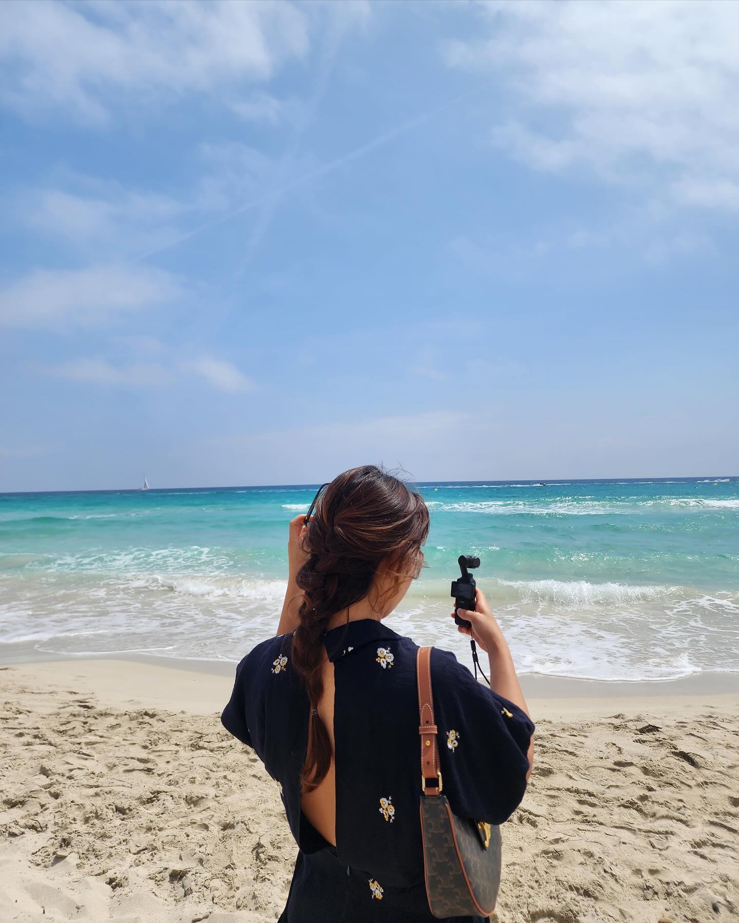 유연함과 자유함, 그 끝에 소리 없이 찾아와 머물던 평온함.
