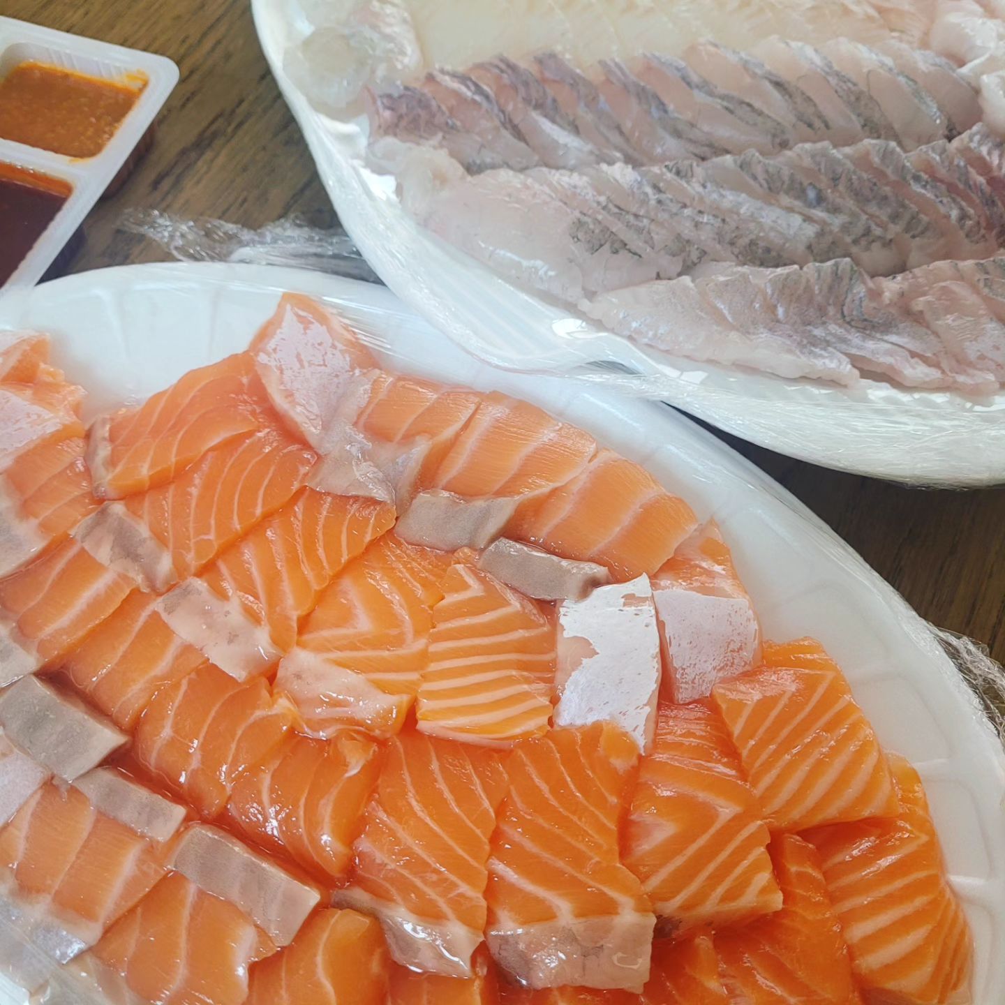살찌는 계절3
회는 살안쪄 나만쪄