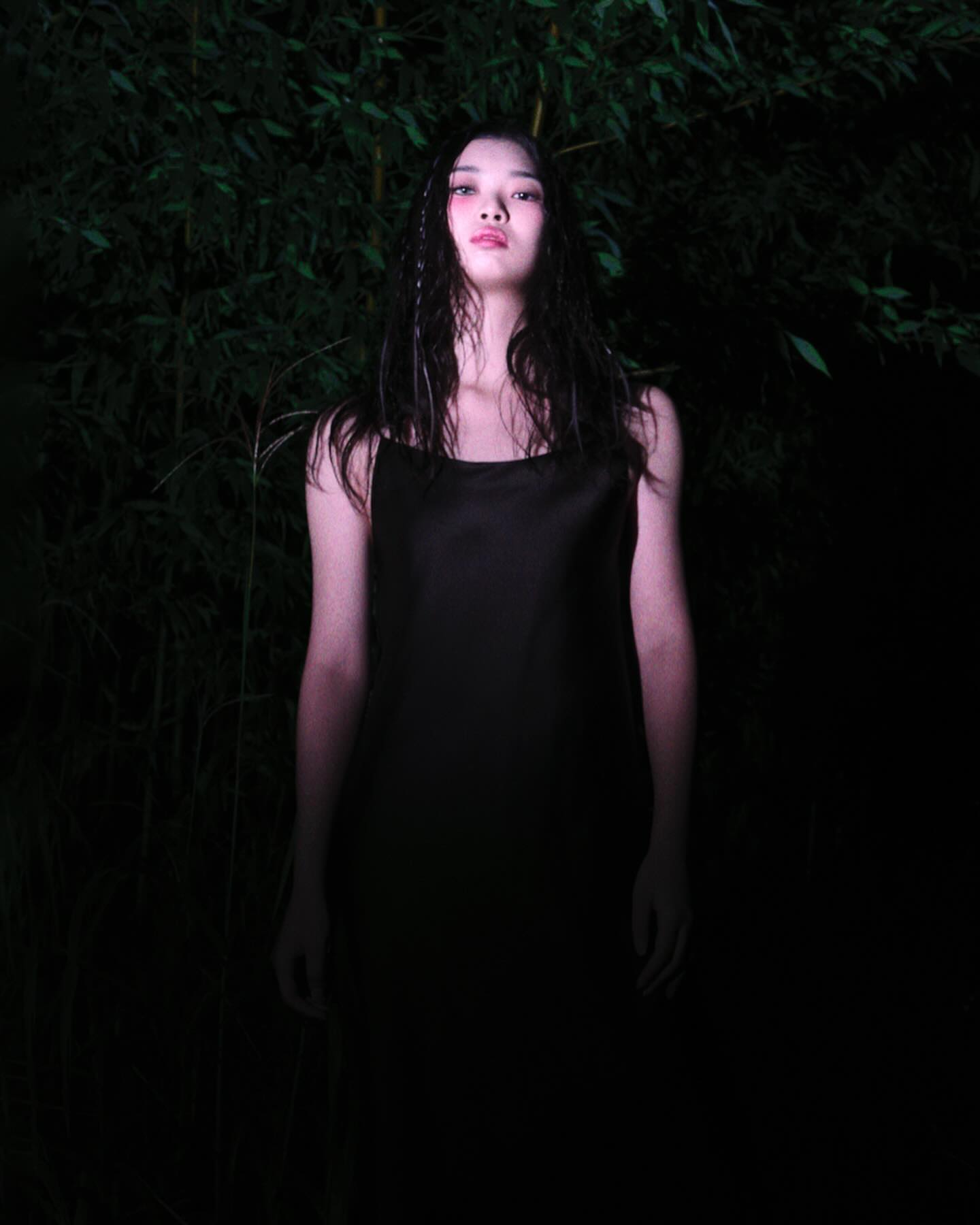 🌑🌳

Photo textintexture 
Hair jooha4curious 
Makeup mup_sunset 
Model wl__dms__