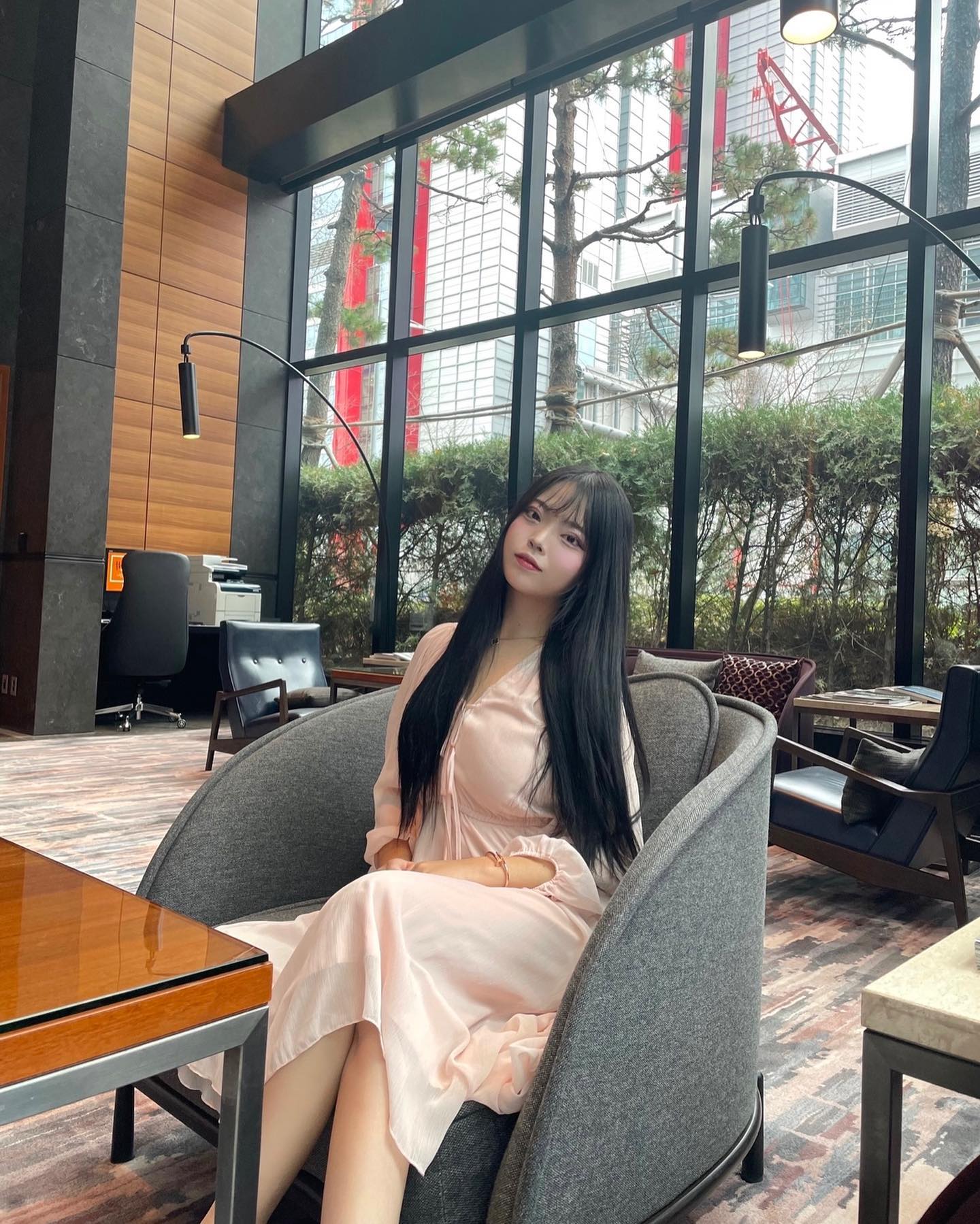 청순한 원피스🩰🤍
hybernat #하이버넷 #아이돌룩#발레리나롱드레스#발레코어룩#발레코어#원피스코디