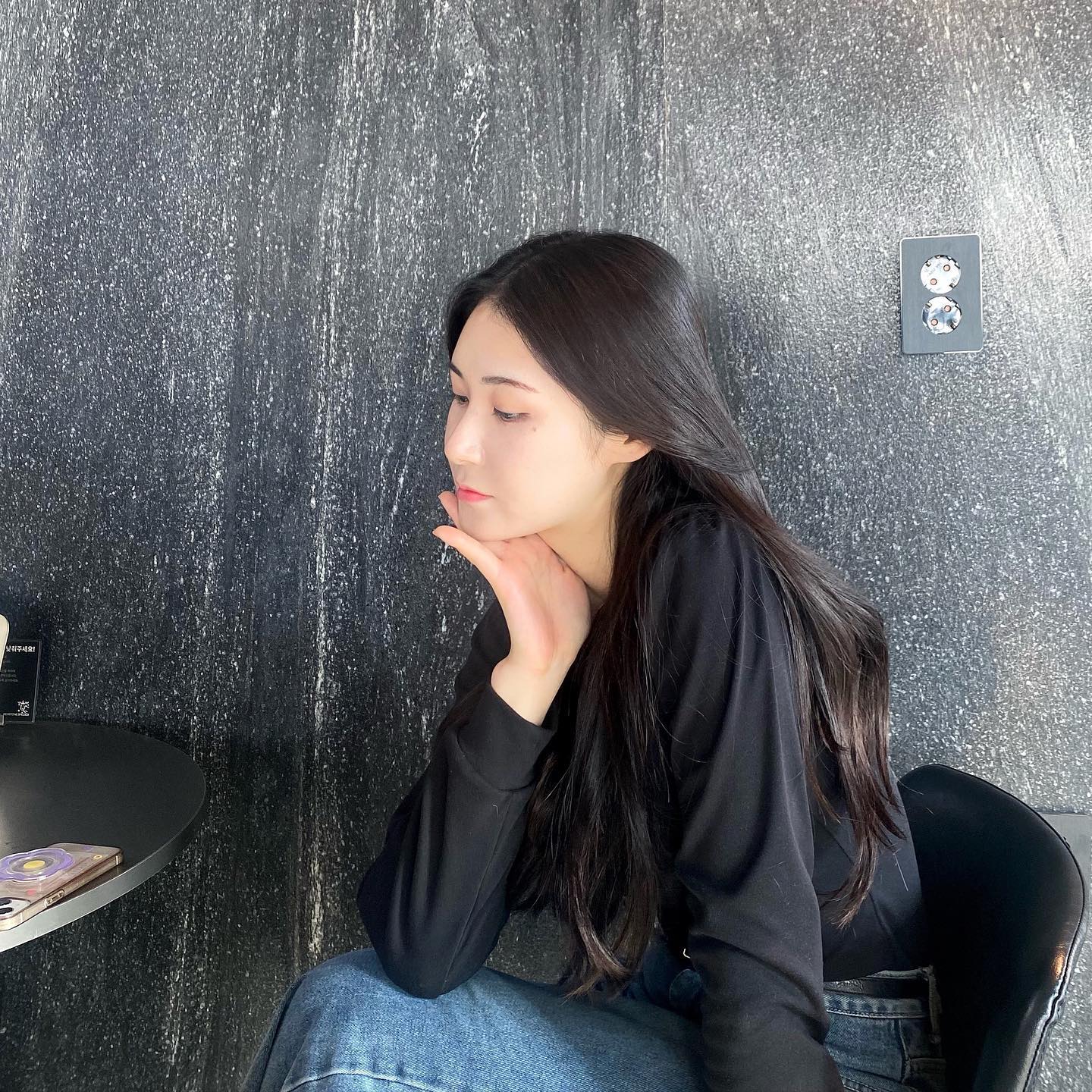 최근 근황: 버티며 살아가는 중 🥹🖤