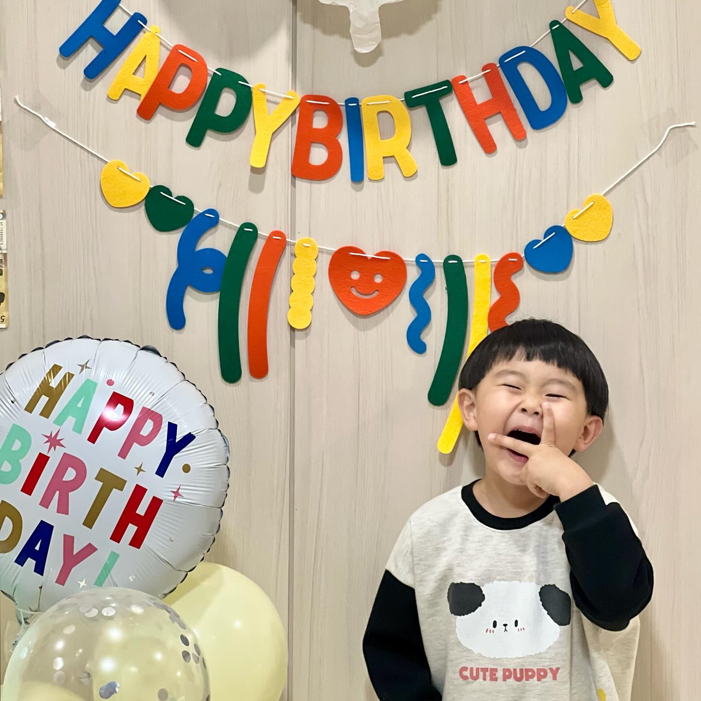 아빠 생파준비❤️
하며 케잌 다 파먹기❛ ֊ ❛„

#51개월아기 #1570일
#30개월아기 #935일