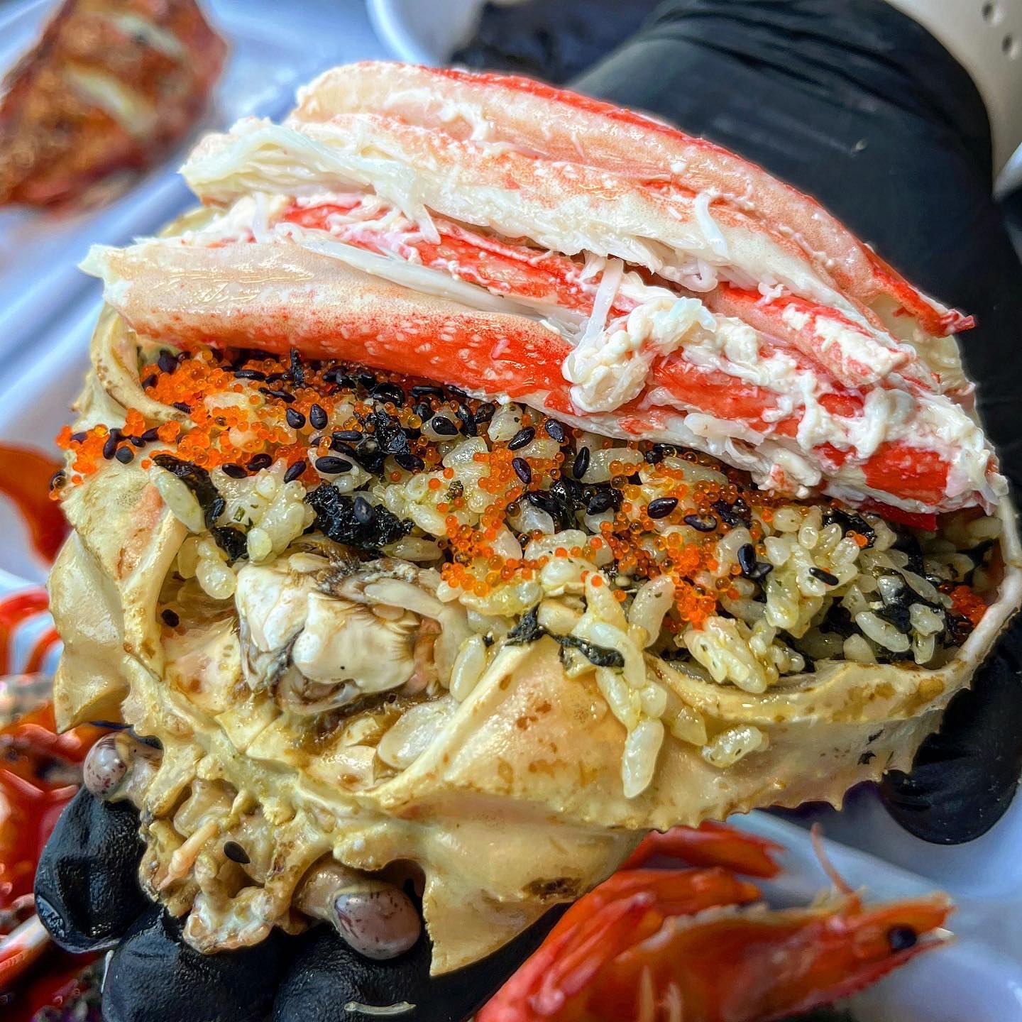 오션뷰가 보이는 대게 찐맛집🥰

오동통한 대게 다들 보이는짘ㅋㅋㅋㅋㅋ 살코기 당연히 부드럽게 살살녹고 밥이랑 볶아먹어두 진짜 존마탱ㅎㅎ 특히 대게살이랑 양념이 진짜 대박인데 자꾸자꾸 들어가서 문제에여🥹

오션뷰도 보이는 장소에서 스끼다시도 엄청 푸짐해서 먹어도먹어도 끝이 없궁,, 선주직판으로 수율도 완전 굿굿 ㅎㅎㅎ 가수 스테이씨도 와서 극찬했다는데 양양오면 무조건 여기 올듯🤤

💋서핑크랩
💋강원 양양군 손양면 선사유적로 316-20 상가 1층 4호 서핑크랩
💋10:00-21:00

#양양맛집 #양양대게 #양양대게맛집 #게맛집 #해산물맛집 #서핑크랩