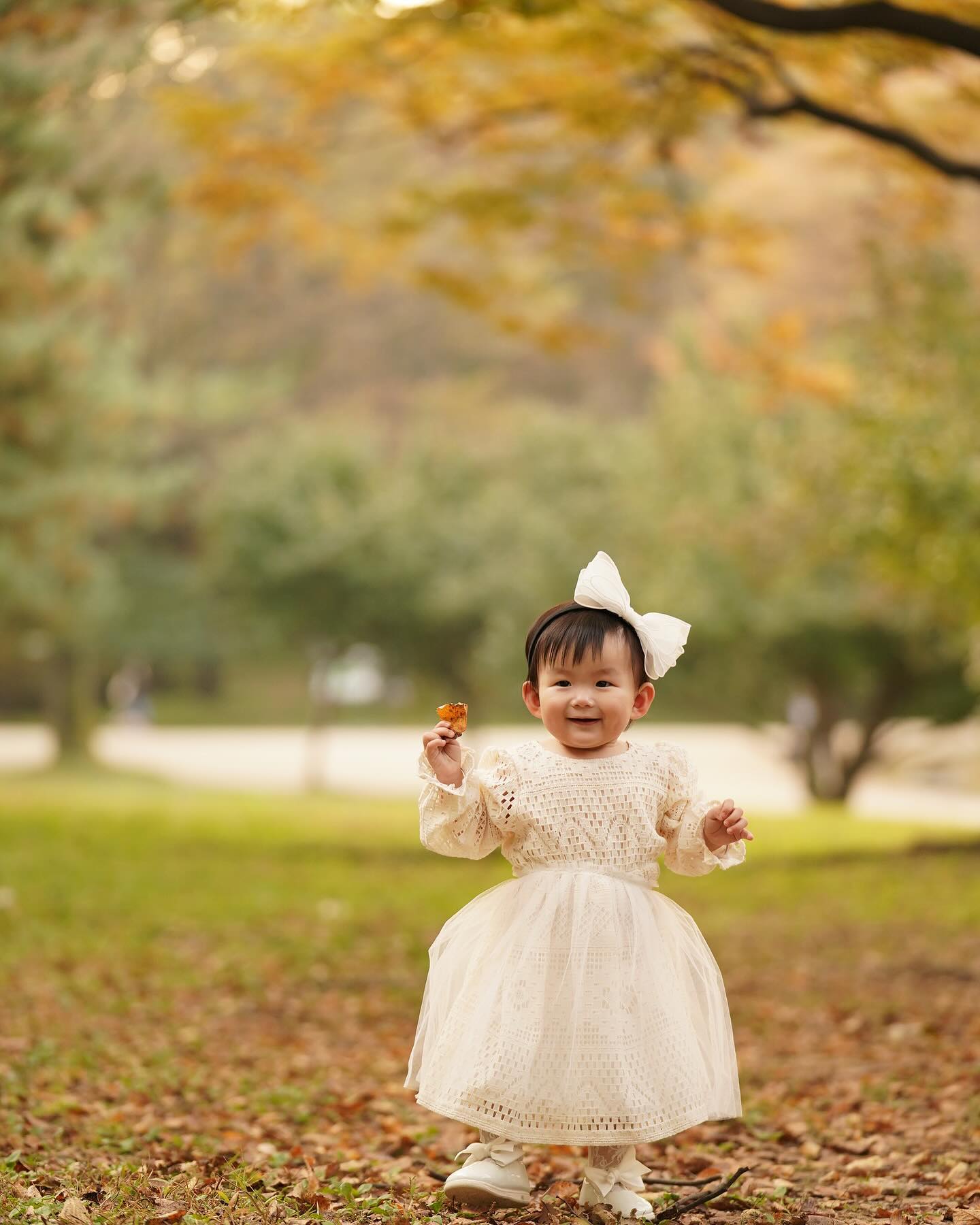 가을공주🍂 #돌스냅_야외촬영

❥ Thanks to 🏷 leesenah  senahphoto 

/
[] 카카오톡 채널 [] 세나포토
[]Mobile [] 010-2860-0353
100% 예약제 촬영원본 700컷 모두 제공 
예약 및 문의는 홈페이지 또는 카카오채널 - 세나포토 - 검색
www.SENAH.NET
오픈챗 https://open.kakao.com/o/sIAPxXrb