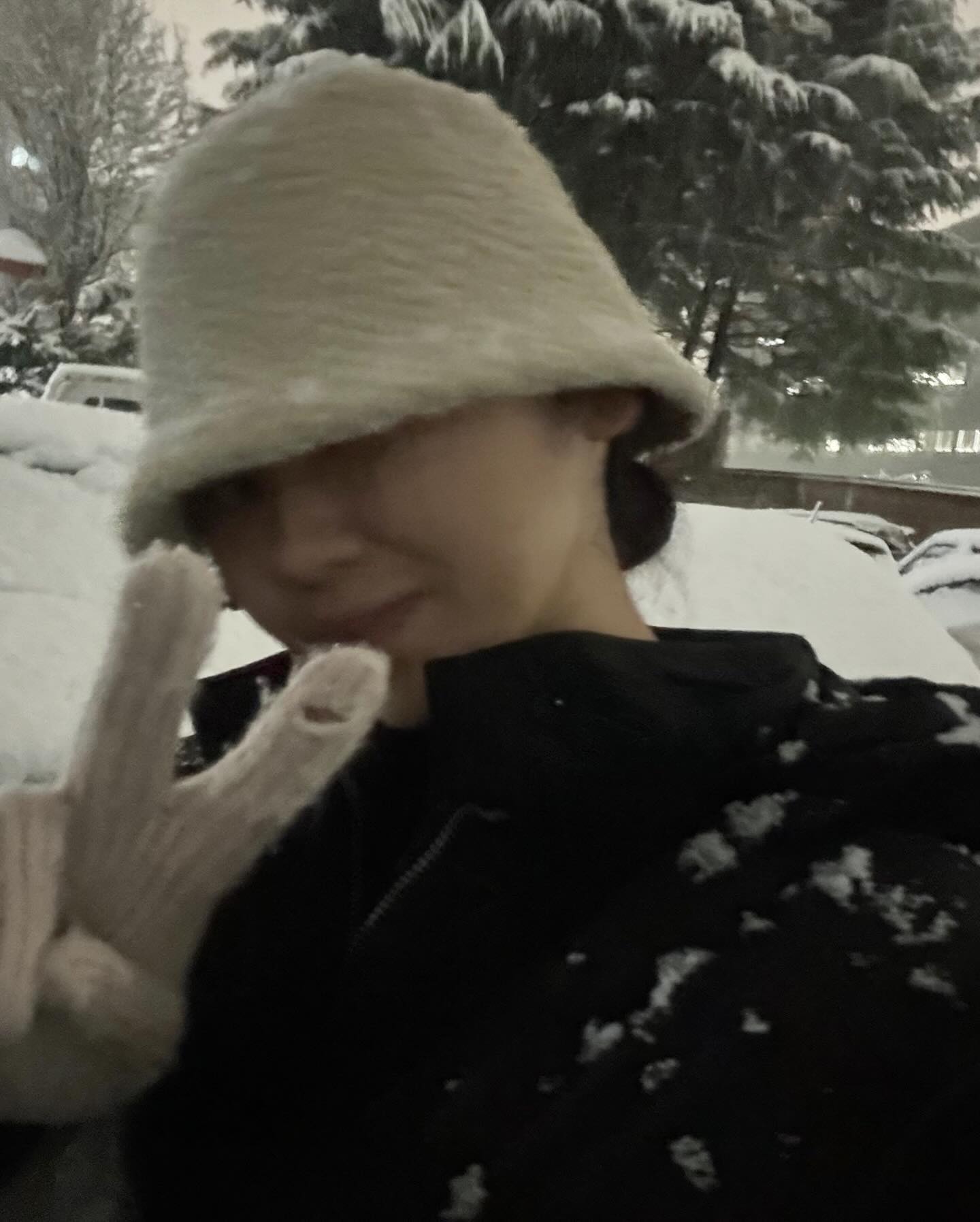 눈 조아 길바닥 얼어도 조아 ~~ ☃️❄️😍💗🩵