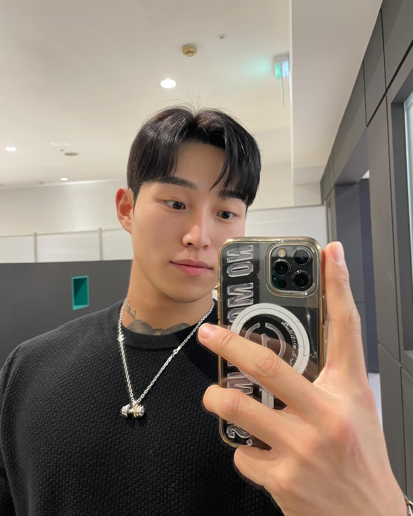 장발하고 싶은데 어울리려나?..
머리 추천 좀 해줘요🤯
항상 예쁜머리 감삼다ㅎㅎ butter_dang.biii