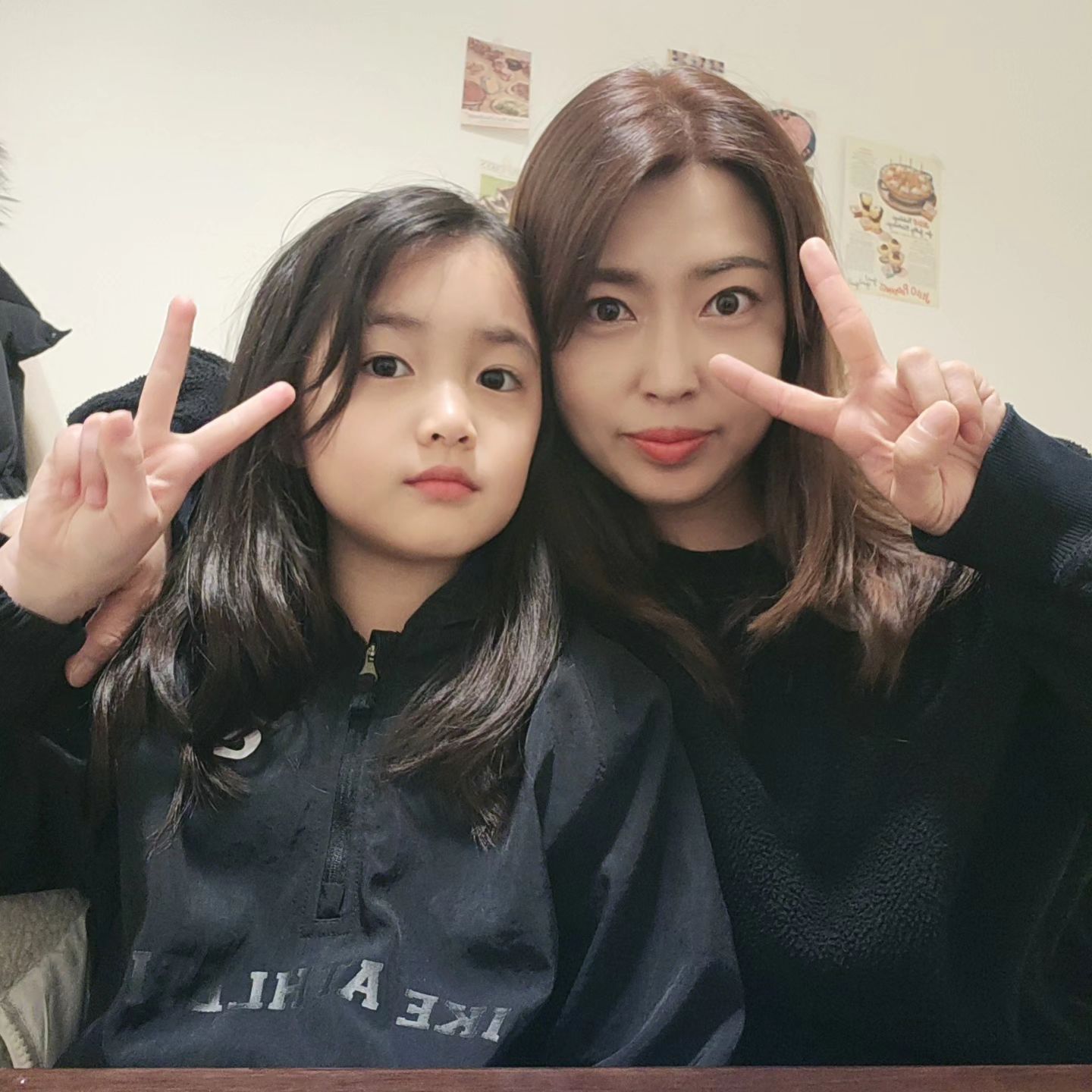 원래 밖에 나가는거 안좋아하는 파워I인  그녀가
오늘은 왠일로 따라가고싶다고해서 같이
유치원정교사1급 계모임❤️ #벌써10년♡♡♡♡ 

즐겁다♡ 배울 점이 많은 멋진 친구들 😍 
다담주에 또 만나♡♡♡

#창원가로수길맛집 #투핸즈 #유치원정교사1급계모임