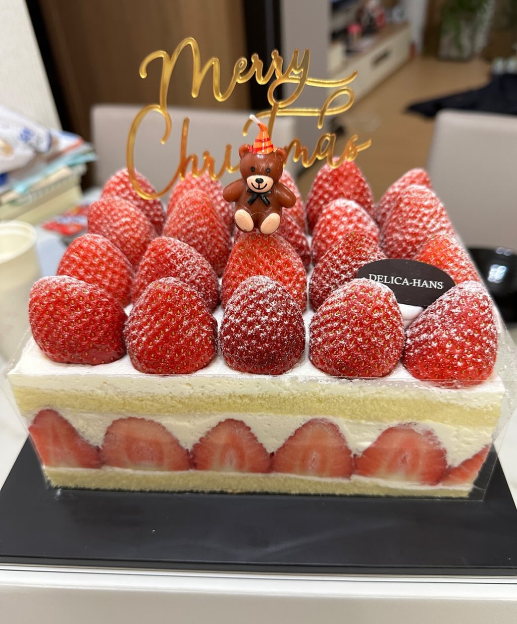 크리스마스 파티❤️
#딸기케이크#델리카한스 #델리카한스딸기케이크