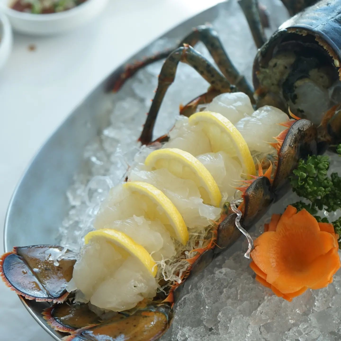 .
처음 먹어본 랍스터 회
찜도 좋지만🦞
로브스터 회..진짜 역대급 맛!
.
#부산해운대랍스터
#파파횟집 #파파스페셜코스
#해운대미포맛집 #코스요리맛집
#부산에는맛집이억수로많다