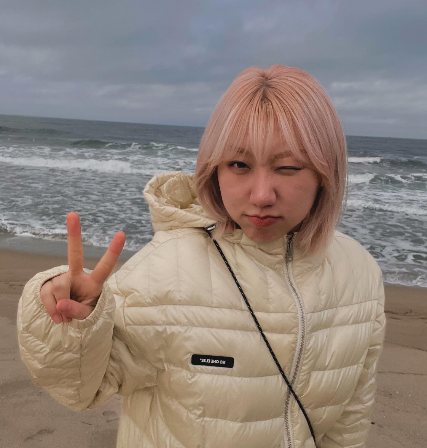 #태슬컷#태슬펌

🌼모든 스타일은 펌으로 연출 가능합니다🌼

안녕하세요 엘바이블룸 혜림실장입니다💛

혜림쌤 시그니처 태슬컷으로 들고 왔어요💛

얼굴형과 모질에 따라 기장과 
느낌을 제안드리고 있으니 방문후 
방문후 컨설팅 한번받아보세요💛

🍃여름날 여행지의 분위기를 선물해드릴께요🍃

🏖️프리미엄 약제 사용
🏝️복구펌제 사용
🏖️장기역 도보 30초거리
🏝️주차 가능 

#김포미용실#김포헤어샵#김포염색#김포탈색#구래동미용실#운양동미용실#고촌미용실#운양역미용실#장기역미용실#사우동미용실#걸포동미용실#풍무역미용실#커스터마이징염색#레이어드컷#볼륨매직#김포c컬펌#김포단발#김포태슬컷