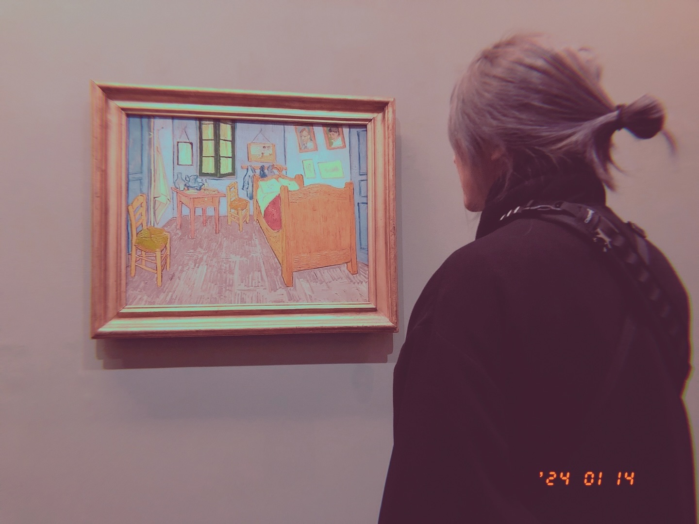 museeorsay 

13년전 방문했던 오르세를 다시 왔습니다.
다시 학생이 된 마음으로 작품을 감상했습니다.
아직 해보고 싶은 것, 해야할 것 모두 너무나
많이 남아 있다는 생각에 기쁘고 두려운 마음입니다.

#오르세미술관 
#레오다브
#반고흐 
#예술가
#예술가의삶 
#현대미술
#leodav
#orsaymuseum
#art
#artist
#영감
#기쁨
#두려움
#시간
#프랑스여행
#파리여행
#paris
#vangogh