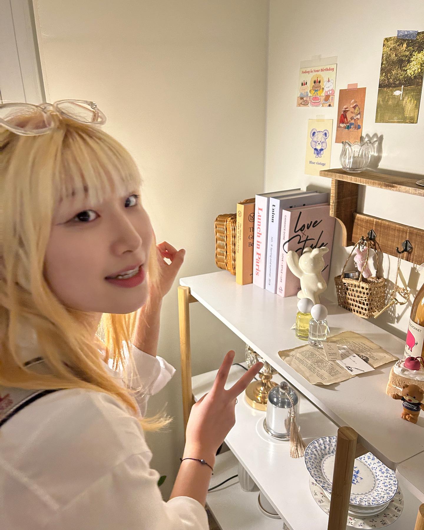 놀러가고싶은 마음을 담아 … 😿