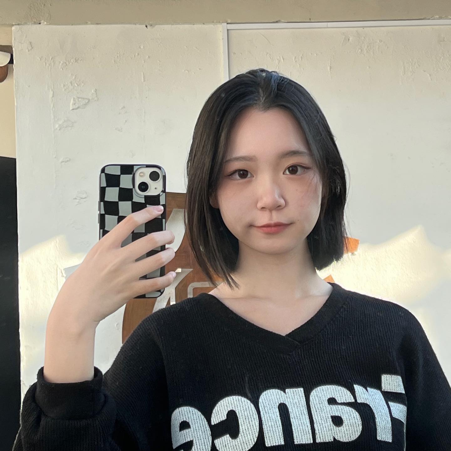 단발머리 그녀