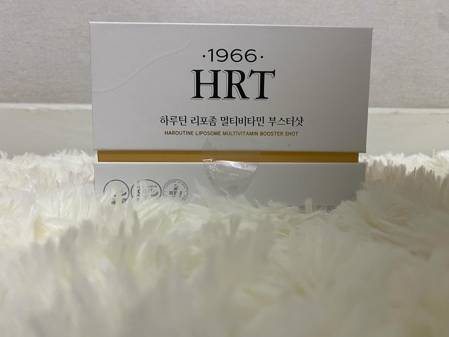 #협찬

언제 어디서나 간편하게 섭취할 수 있는 비타민
리포좀 제형기술을 적용한 비타민 & 미네랄 특징 높은 흡수율
엄선된 44종 부원료 
18종 24중 기능성 액상 + 캡슐 + 정제 All in one shot !
간편해서 너무 좋아요 👍🏻🫶🏻

#15그램 #15그램뷰티 #15그래머 #협찬 #하루틴 #HRT비타민 #HRT부스터샷 #HRT리포좀부스터샷 #HRT리포좀멀티비타민부스터샷
#리포좀멀티비타민 #이뮨비타민 #강철부대비타민 #멀티비타민 #멀티비타민추천 ha.routine_official
