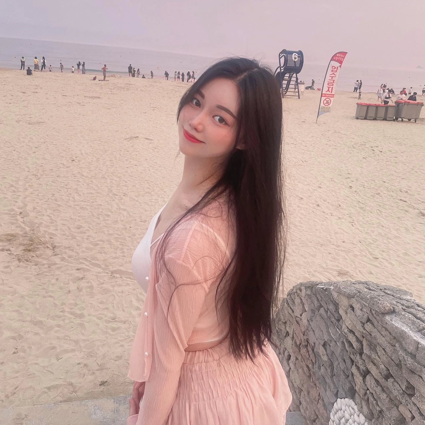 다시돌아온 갈머 vs 검머 당신의 선택은 ?!?

방금 미용실에서 나왔습니다 후후 🩷