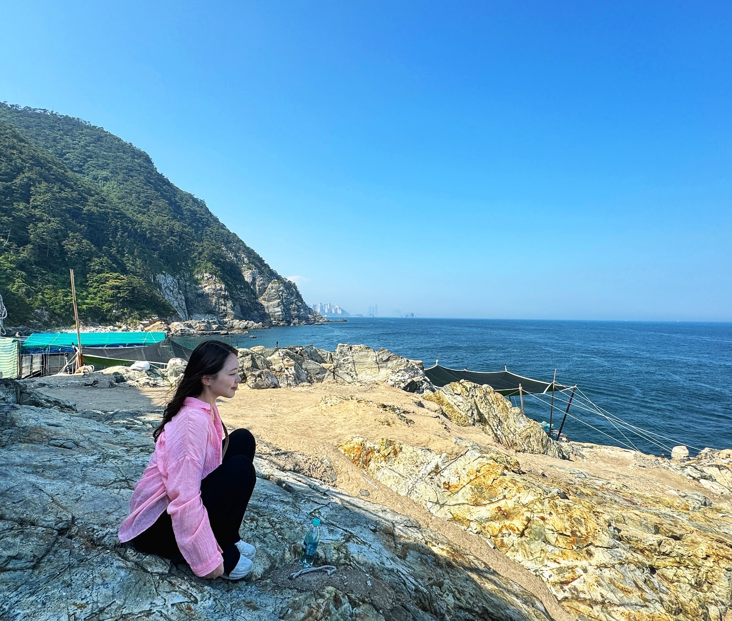 .
할미는 이제 조용한게 좋아 🌊