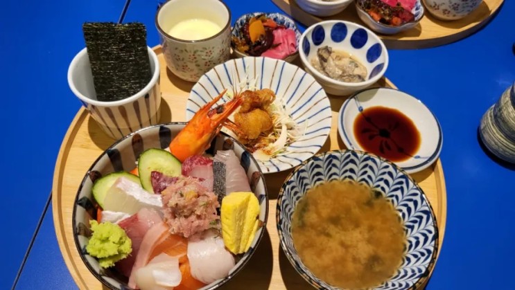 '히타히타식당' #카이센동 #정자역맛집 푸짐하고 든든한 식사❣️