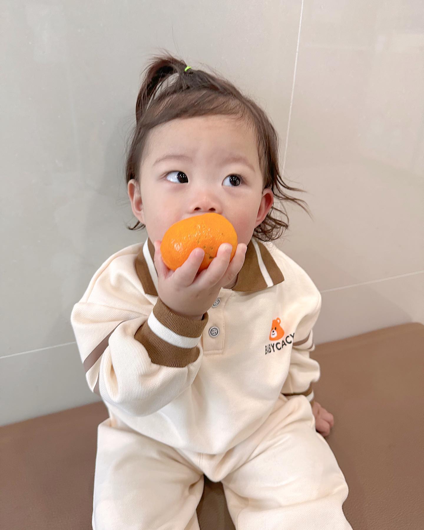 #이벤트발표 💛 #노란집농장
 
안녕하세요. 쇼맘입니다~
개인사정으로 빠르게 발표합니다!
 
 
🍊새콤달콤 “랜덤귤”
hansujeongg
🍊달콤달콤 “소과귤”
silver.lael
🥝후숙의여왕 “레드키위”
ja__.ko
🧃사과비트당근 “ABC쥬스”
__ahyoonss
🧃혈관청소부 “비트쥬스”
lian_1210
🐷당일도축 “흑돼지고기”
_ro.eun
 
당첨되신 분들은 _norangip_farm 
노란집농장에서 개별 DM으로 안내드릴꺼에요~
 
맛있게 드셔주시고, 소소한 후기도 부탁드려요🙏
 

 
그리고
참여해주신 모든 분들 감사드려요💛
당첨 안되었다고 언팔하시면 안돼요~~
또 다른 이벤트 가져올테니까요~ 약속🤙