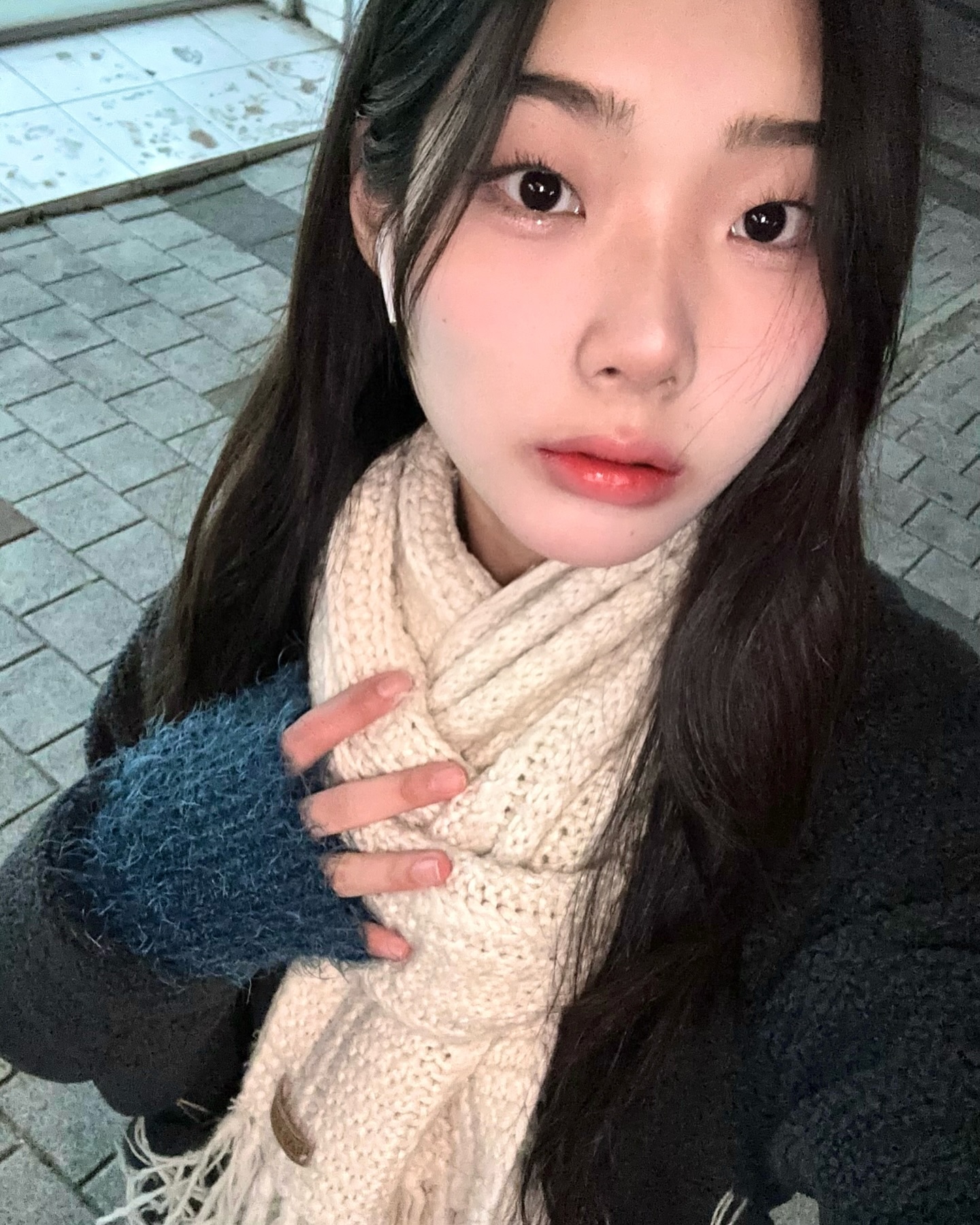 뾲
