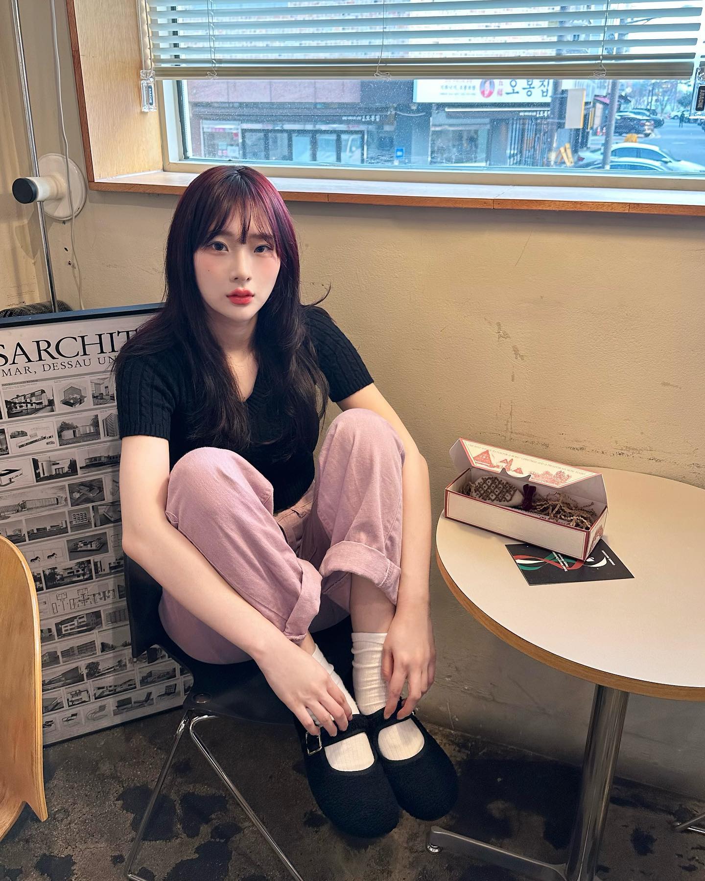 #협찬 

메리제인에 치마보다 팬츠 입는게
 또 이쁘더라고? ෆ 

chubasco_company