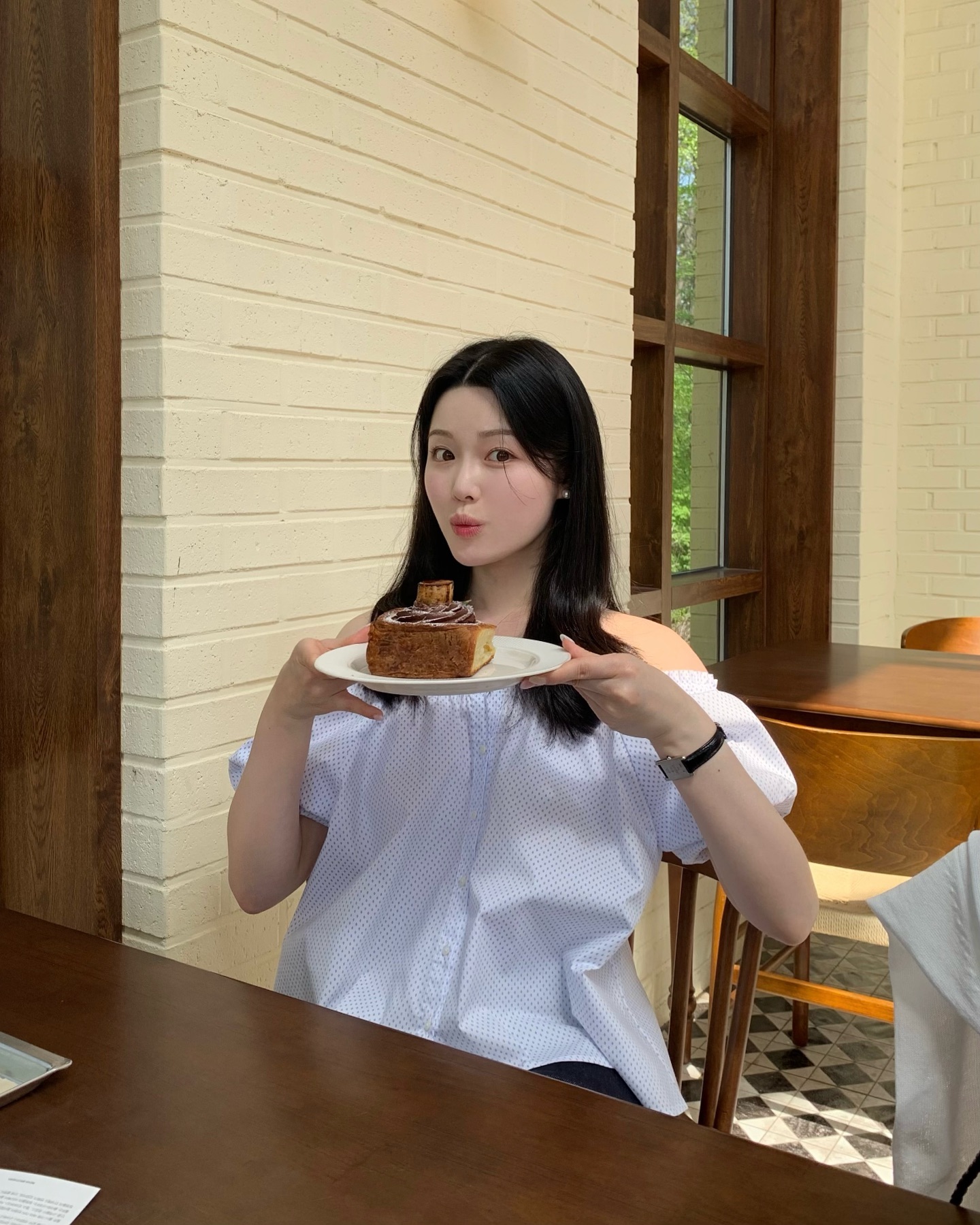 있나요 ... 난 10cm만 잘라달라했는데 중단발이 된 경험 ...