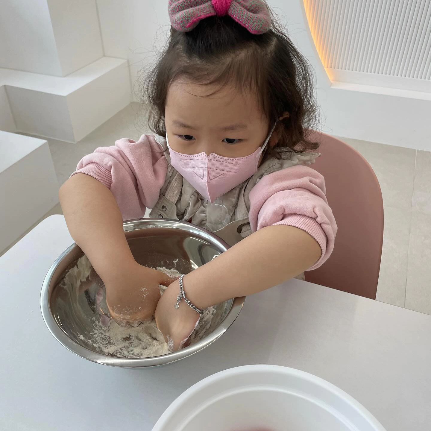 .
.
.
아빠랑공쥬랑
데이트
오늘은 피자만들기!
그리고키카까지
덕분에 푹쉬었네!
.
#자부