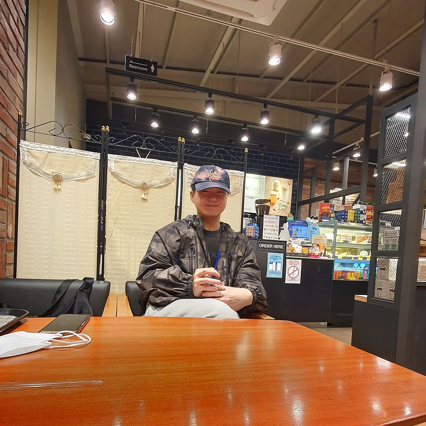 마냥 즐거운 ✌