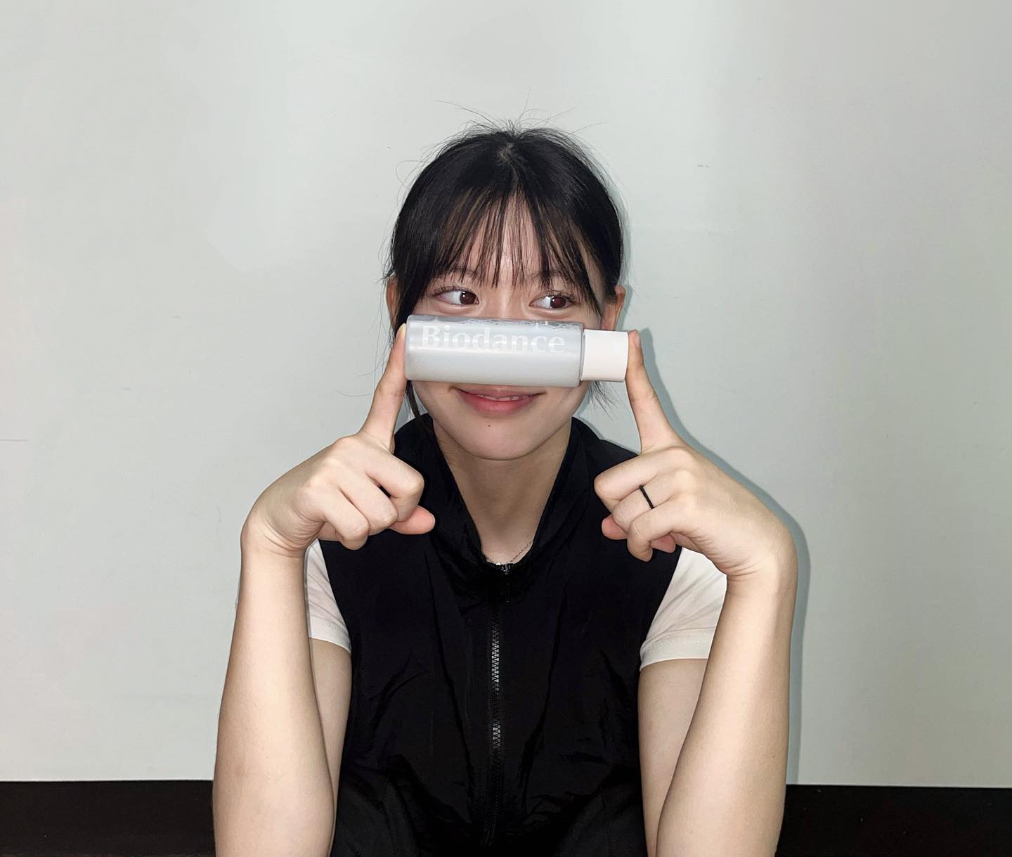 #협찬 biodance_official 
퍼스트 시너지 토너 🫧
바이오던스 토너로 수분충전 하고 있어요 !
환절기로 피부가 건조해지기 시작했는데 토너로 건조함을 촉촉하게 !! 

파테놀과 10중 히알루론산으로 건조한 피부를 개선 시켜줍니다 🤗 그리고 좋은 성분이 들어가서 민감한 피부도 부담 없이 사용가능해요 💖