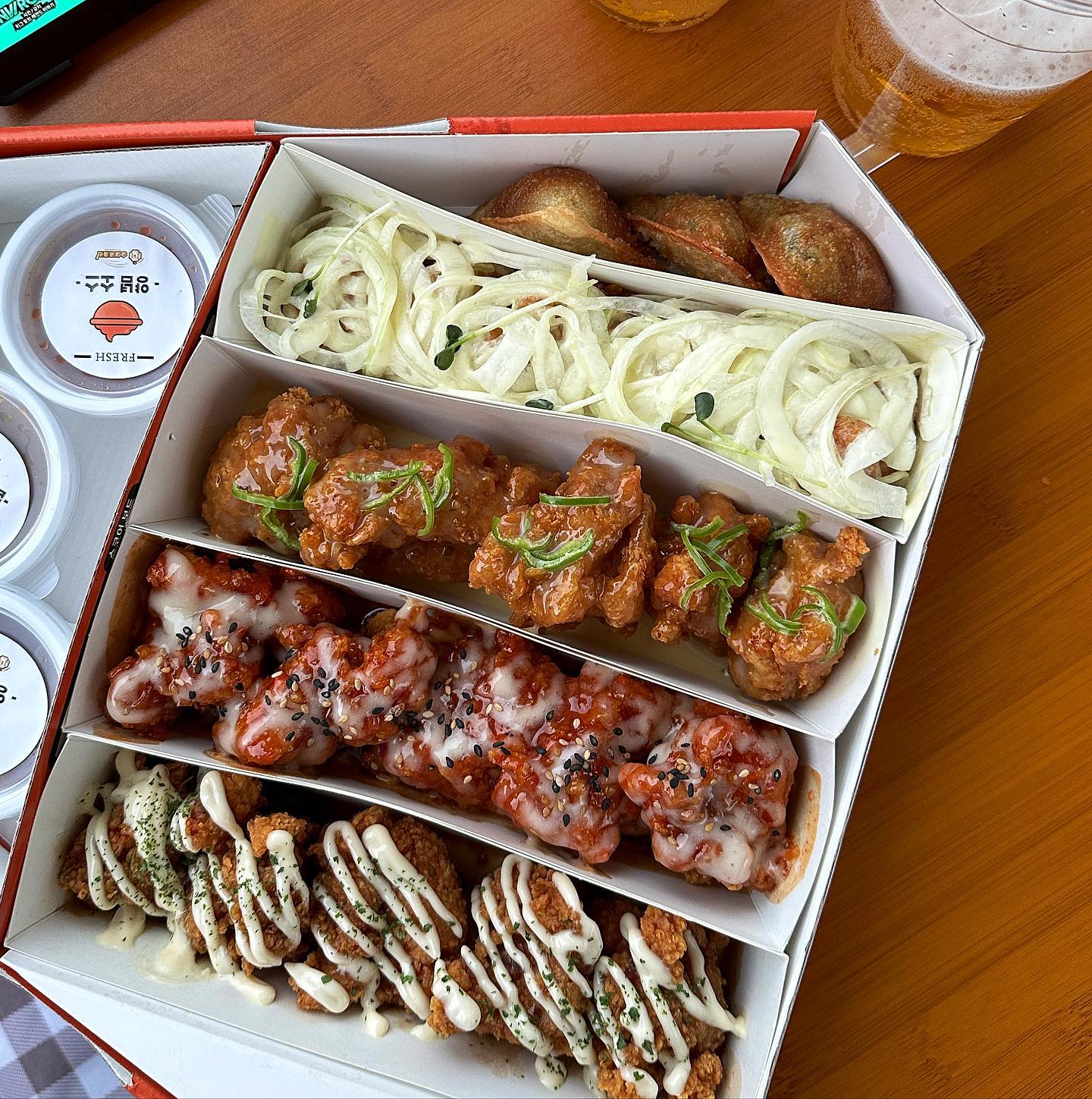 이런 날씨에 치맥이지🍗🍺
#서울 #뚝섬 #뚝섬유원지 #치킨 #순살로홈런