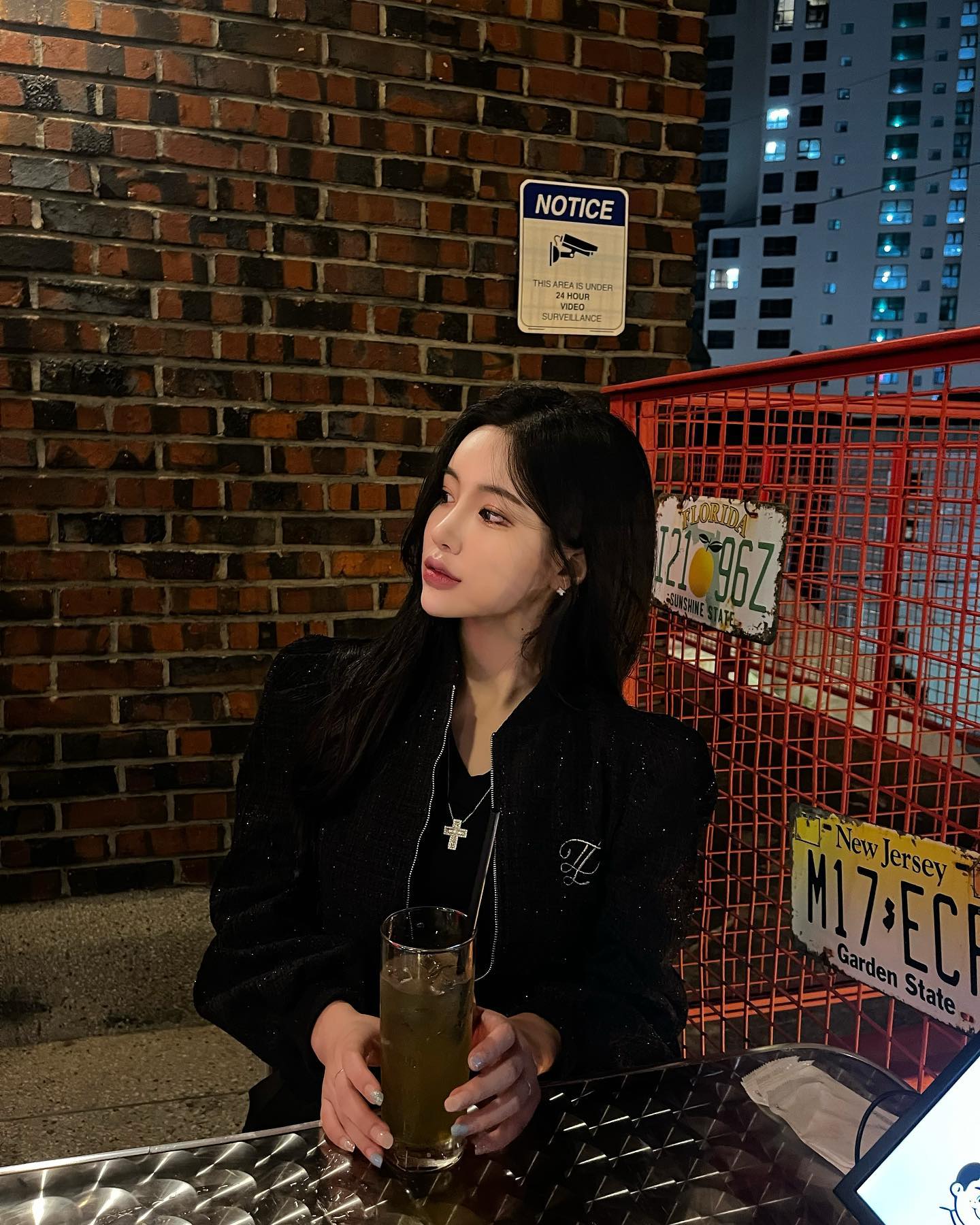 내 인생 효소💜
내착효 공구가 오늘 마감됩니다!

날씨도 추워져서 움직이기 싫고
맛있는건 먹고 싶은 나..🫣
내착효 덕분에 이번에 진짜 효과
많이 봤다구요..이젠 필수가 되어
버린 내 착효🥲 공구가 놓치지
말고 막차타세요🤍🤍

*내몸에 착한효소
-정제효소없는 순수 발효 곡물효소로만
  순수하게 40만 역가수치 받았음
- 알파아밀라아제(탄수화물분해효소): 400,000unit
- 프로테아제(단백질분해효소): 875unit

-  쓰지않고 맛있는 꿀인절미 맛
-  프로바이오틱스 8종 유산균과 
난소화성말토덱스트린 함유로
 원활한 배변활동과 유익균들 번식해 
면역력과 장건강 도움을 줘요!

*배송안내

14:30전 주문건은 당일배송하여
내일 바로 만나볼 수 있어요 여러분💜

자세한 정보는 피드,하이라이트
참고 해주세요🤍