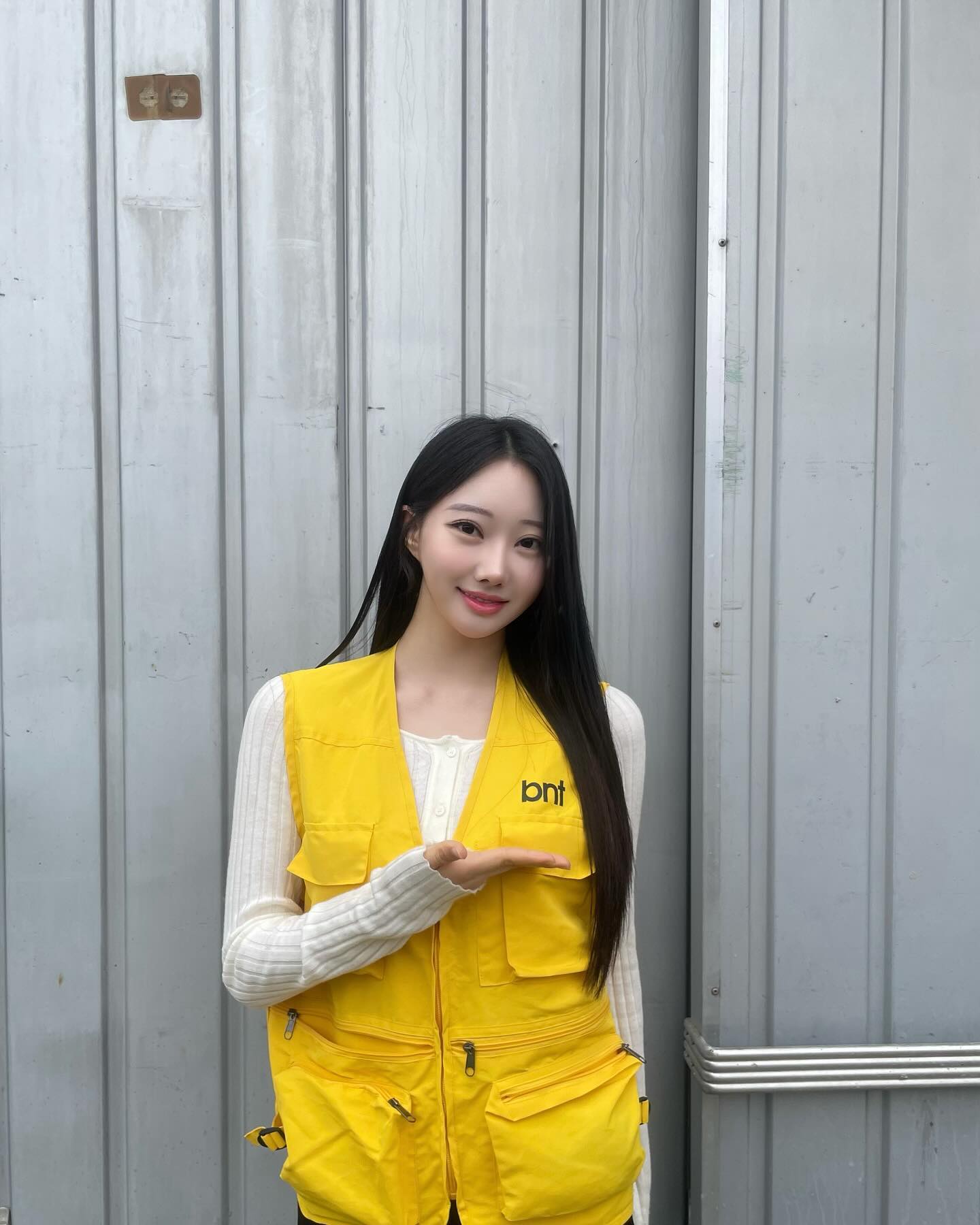 bigdogforest 
bntnews_kr 
petsnology.official 

비오는 어느날, 나에게 좋은추억을 선사해준 예쁜 친구들💜 
각자 사연이 있기에 쉽게 다가갈 수 없는 친구들도 있었지만 
하나같이 모두 다 예쁘고 예뻤다. 좋은 추억을 선물해줘서 고마워ㅎㅎ 사지말고 입양하세요🙏🫶