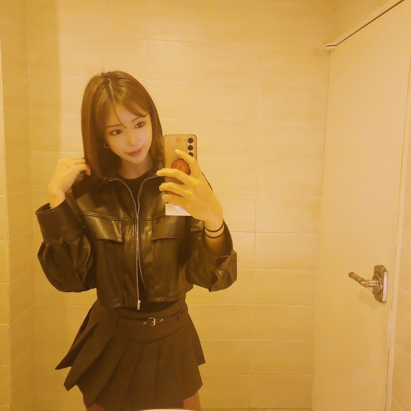.
.
2023년의 크리스마스는 혼자 끙끙 앓다가 없애버렸구나...
이 날을 365일간 기다렸는데....😂 헿
지난날 사진보면서 나홀로 집에 시리즈 올킬🤔
그런의미에서... 모두들 #감기조심하세요 #🎄#🎅#☃️