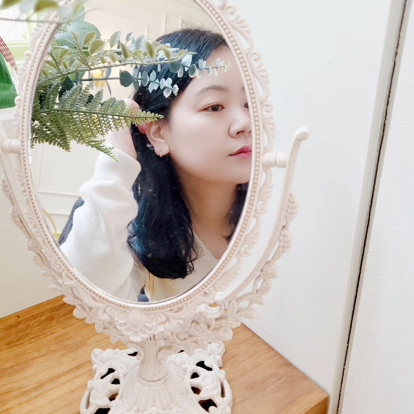 #광고 #스포어 #SFORE #반지 #반지추천 #목걸이 #팔찌 #귀걸이 #주얼리
.
.
요즘 스포어 귀걸이 데일리로 착용하고 있어요💗
5만원대로 이렇게 고급지구 예쁜 쥬얼리를
착용할 수 있다니!!🥰
게다가 스포어는 세계 최초 바꿔쓰기 서비스를
제공하고 있어서 질리면 다른 걸로 바꿀수도 있고
망가져도 새제품으로 바꿀 수 있다니
완전 🐕이득이에요!!💯
반지, 목걸이, 팔찌 등 주얼리 뿐만 아니라
가방, 프라이팬 등 다양한 카테고리의 상품과도
바꿔쓰기가 가능하니 완전 강추강추😆