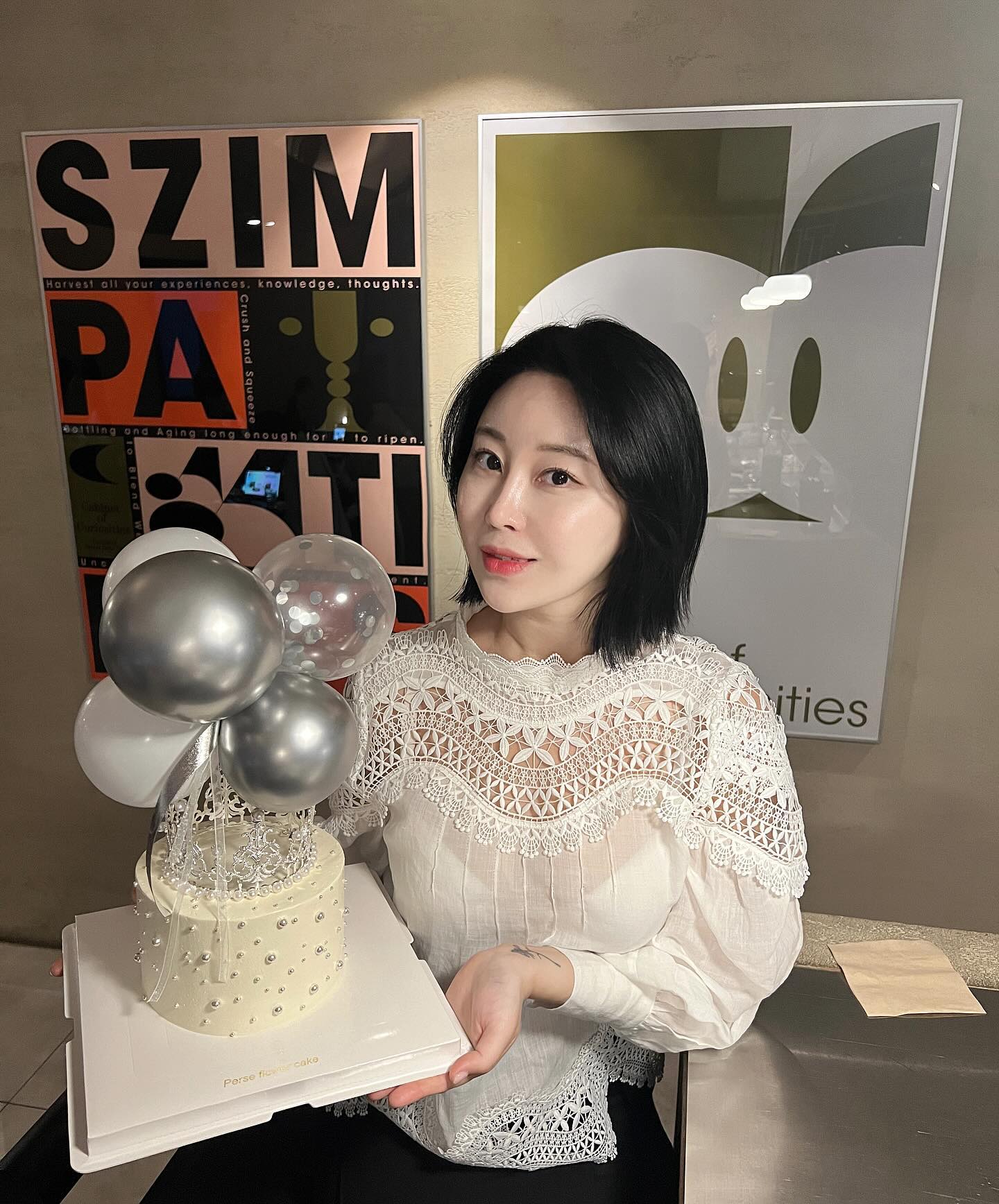 .
24년도 잊을 수 없는 첨이자 마지막HBD💛
.
이사하느라 진짜 넘 정신이 없기도했고 어떻게 지나간지도 모르는 순삭당한 생일하루, 잊지않고 축하해주신 모든 사람들 사랑합니다,,!!:)ღღ